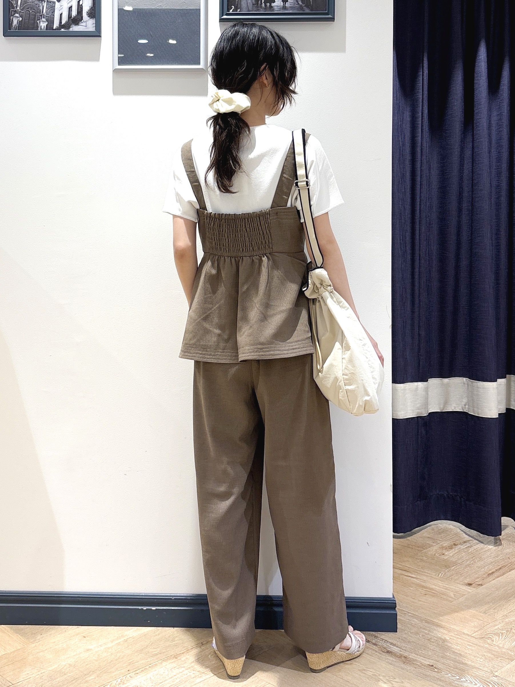 ayakaさんの「grove｜【シリーズ累計36万枚！名品ニット】やわらかドライタッチ ドルマンニット」を使ったコーディネート