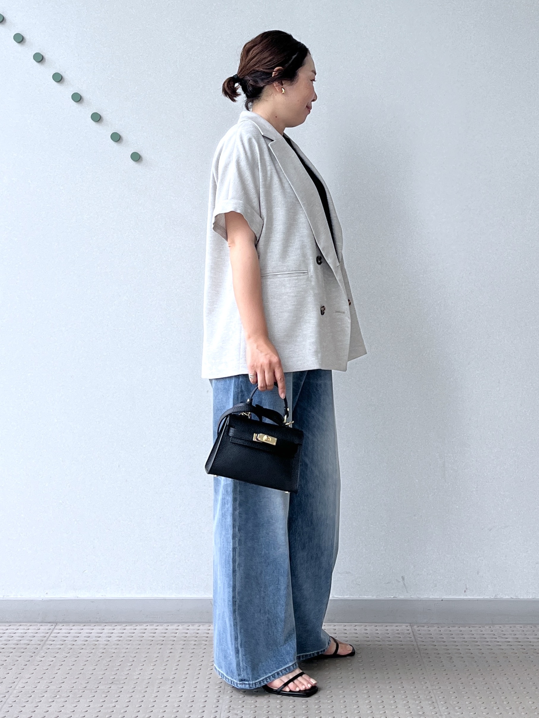 Soeさんの「DRESSTERIOR｜【セットアップ可/UVカット/接触冷感/吸水速乾】ウォッシャブル リネンライクドルマンジャケット」を使ったコーディネート