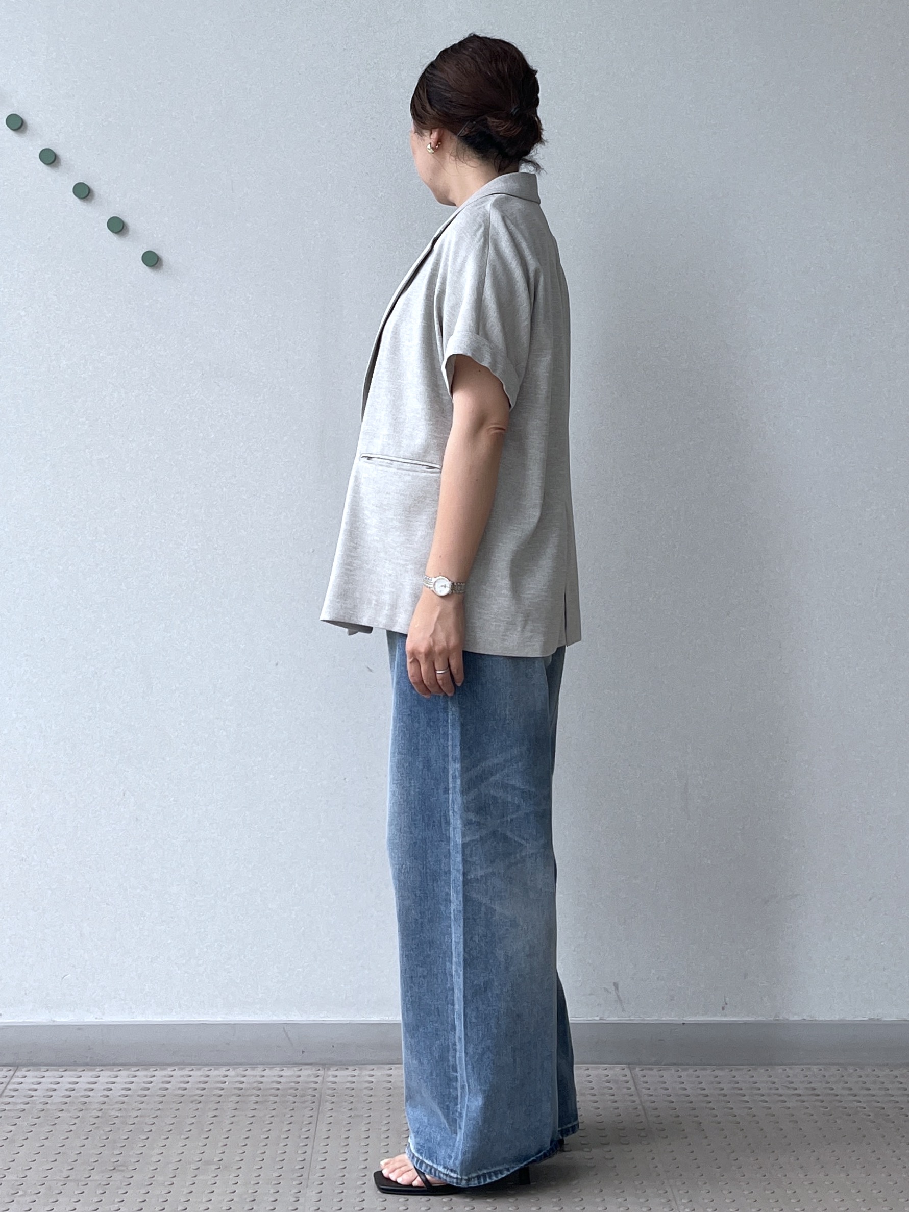 Soeさんの「DRESSTERIOR｜【セットアップ可/UVカット/接触冷感/吸水速乾】ウォッシャブル リネンライクドルマンジャケット」を使ったコーディネート