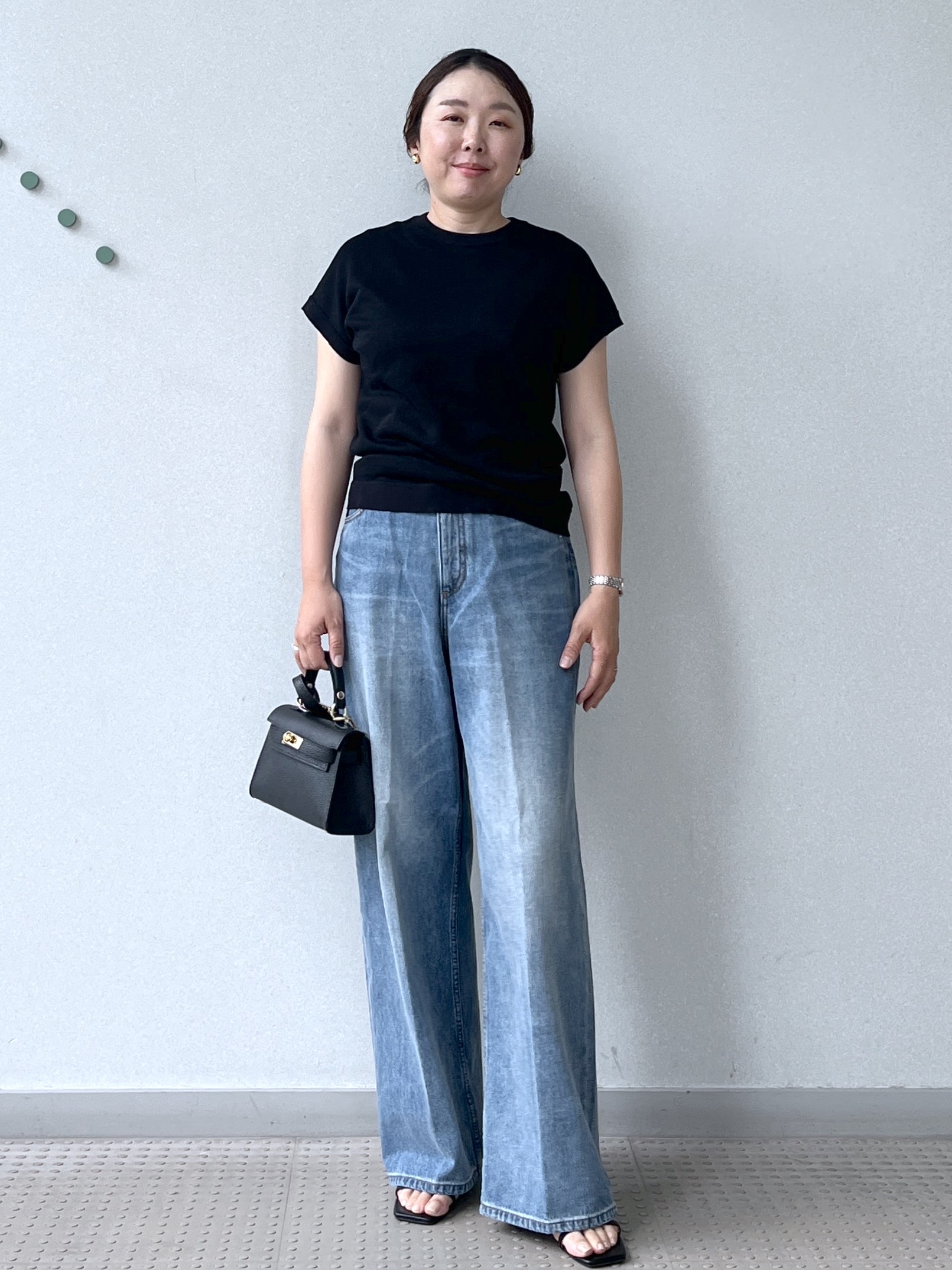 Soeさんの「DRESSTERIOR｜【毎年人気！／ウォッシャブル】リネン裏毛フレンチプルオーバー」を使ったコーディネート