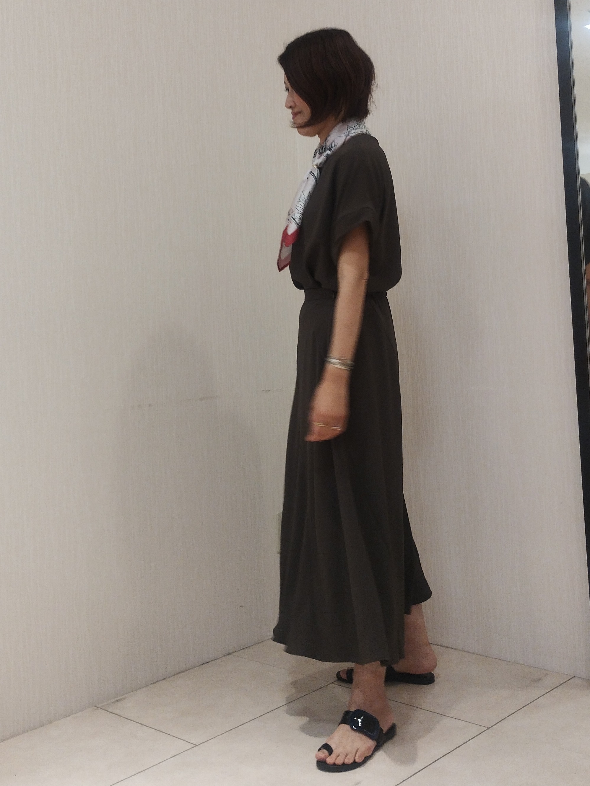u&minus;macoさんの「UNTITLED｜【9色展開/アンサンブル可】コットンクルーネックカーディガン」を使ったコーディネート