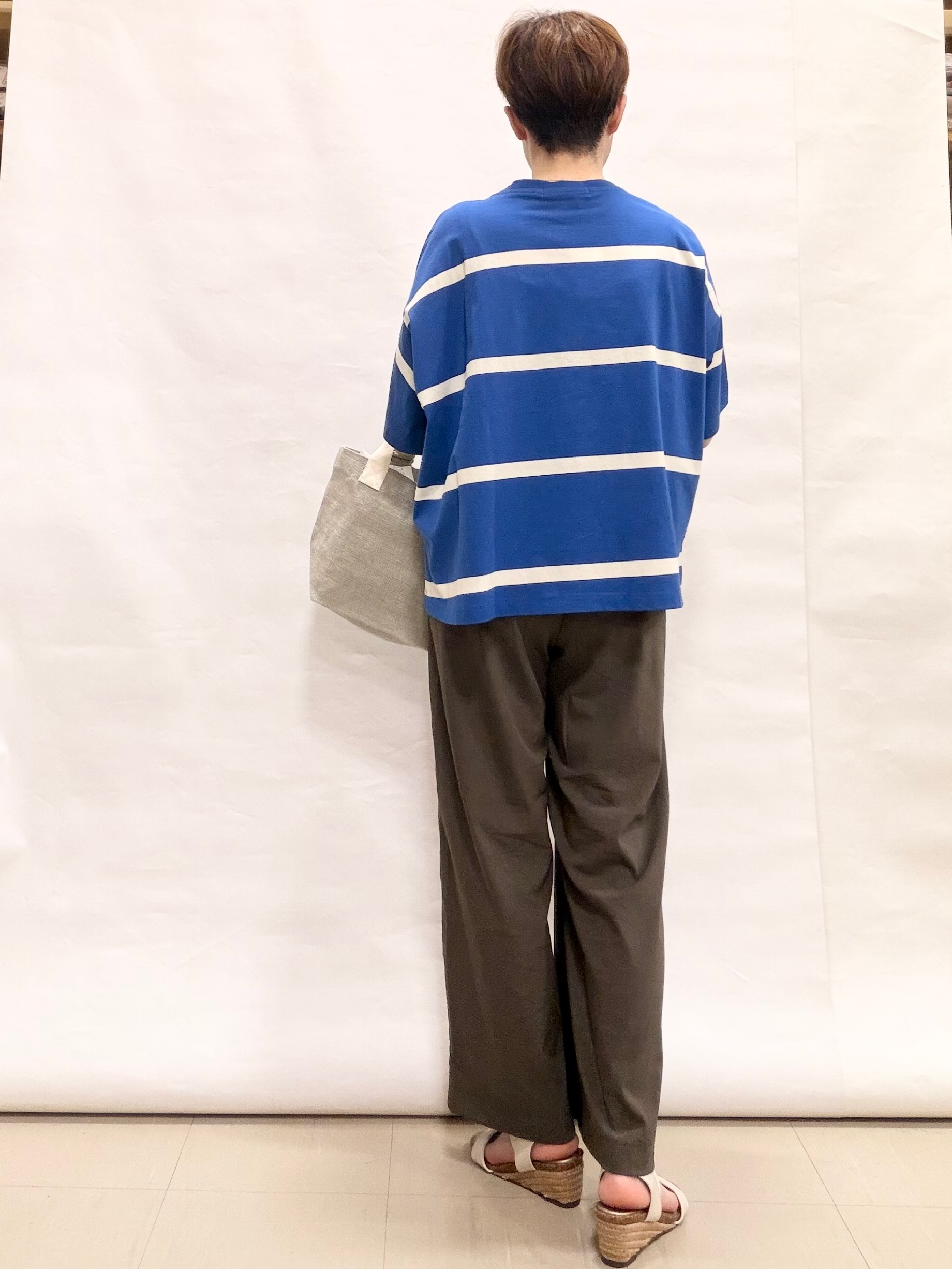 なっちゃんさんの「SHOO･LA･RUE｜【ひんやり/S-LL】涼しげで爽やか 太ボーダー斜め切り替えTシャツ」を使ったコーディネート
