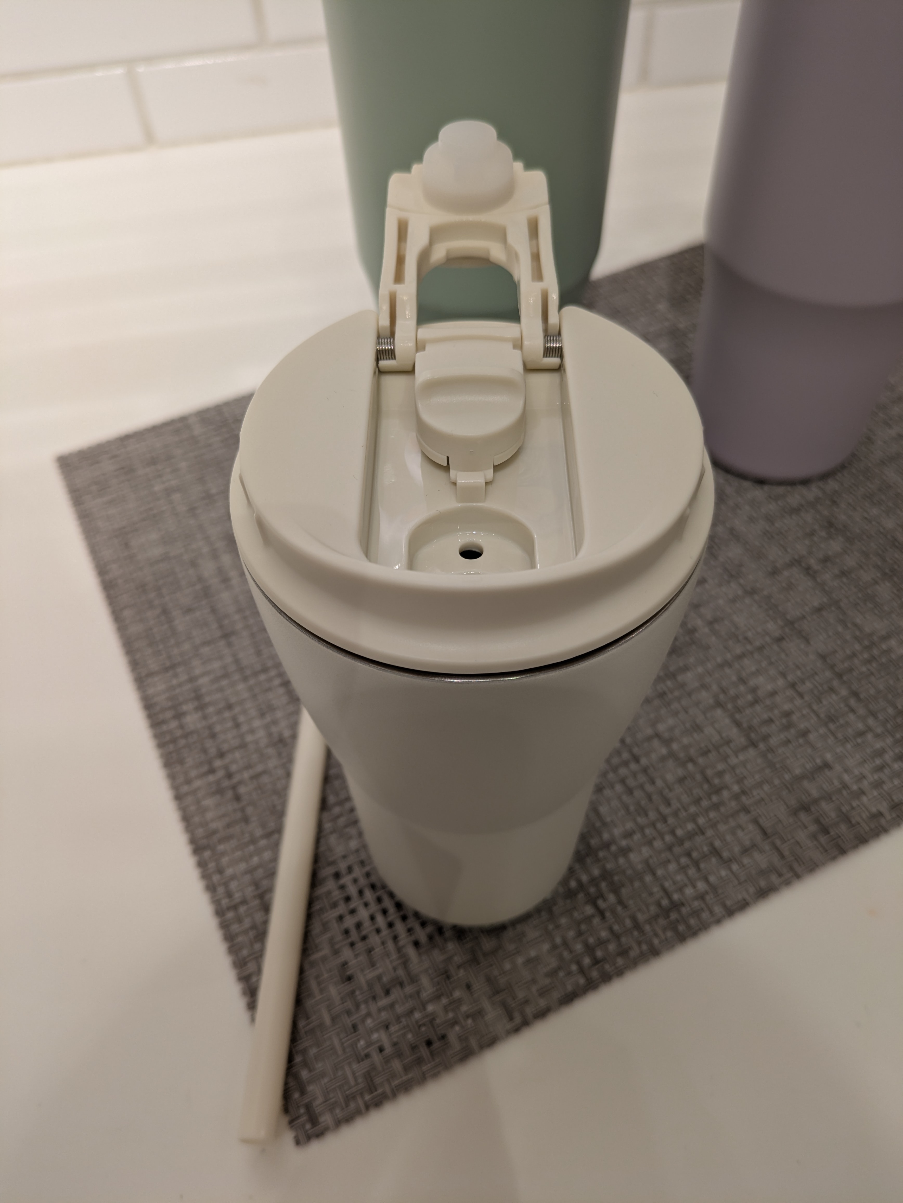 eのほうさんの「212 KITCHEN STORE｜2WAYストロータンブラーM WH ＜BRUNO ブルーノ＞」を使ったコーディネート