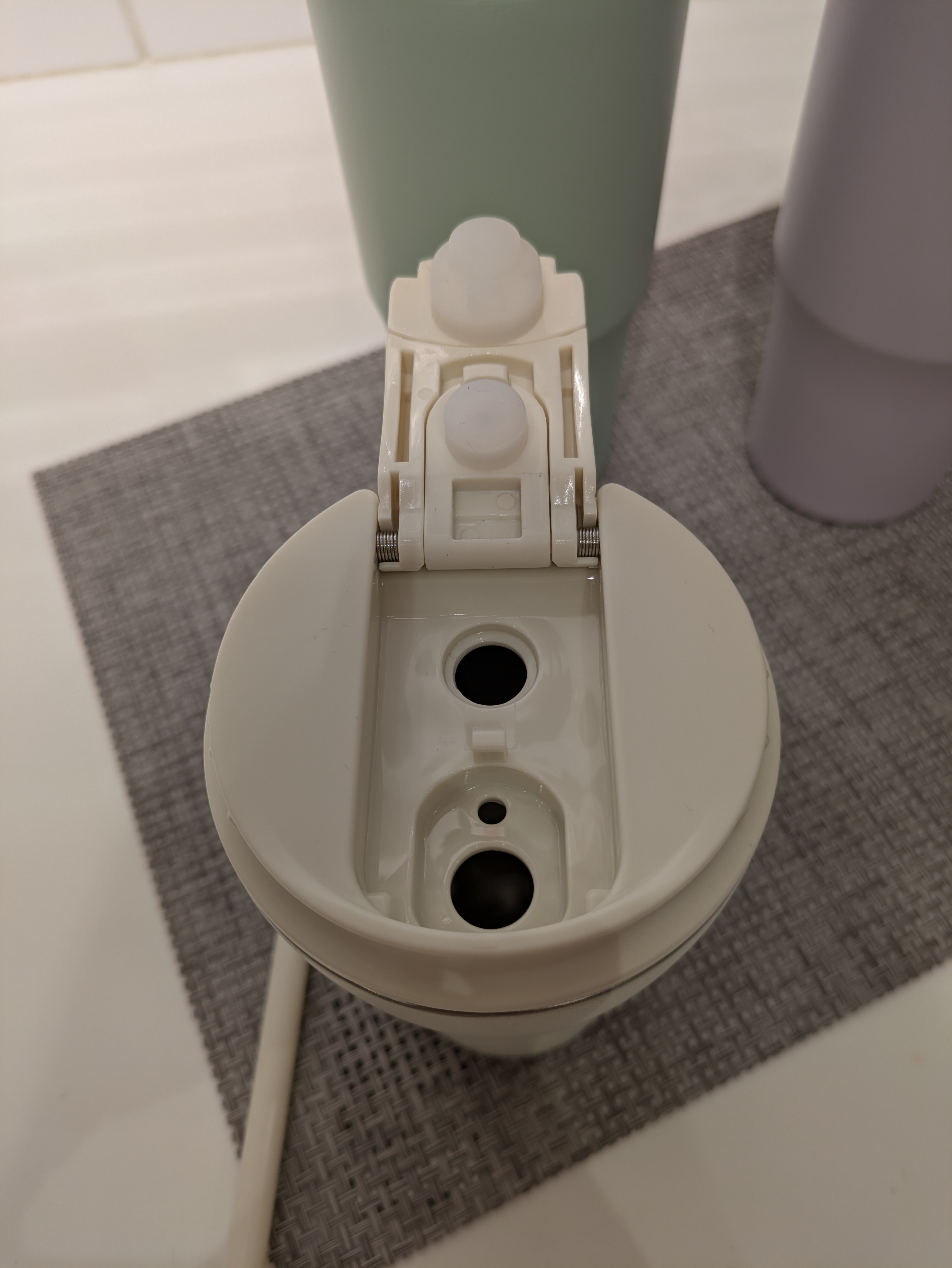 eのほうさんの「212 KITCHEN STORE｜2WAYストロータンブラーM WH ＜BRUNO ブルーノ＞」を使ったコーディネート