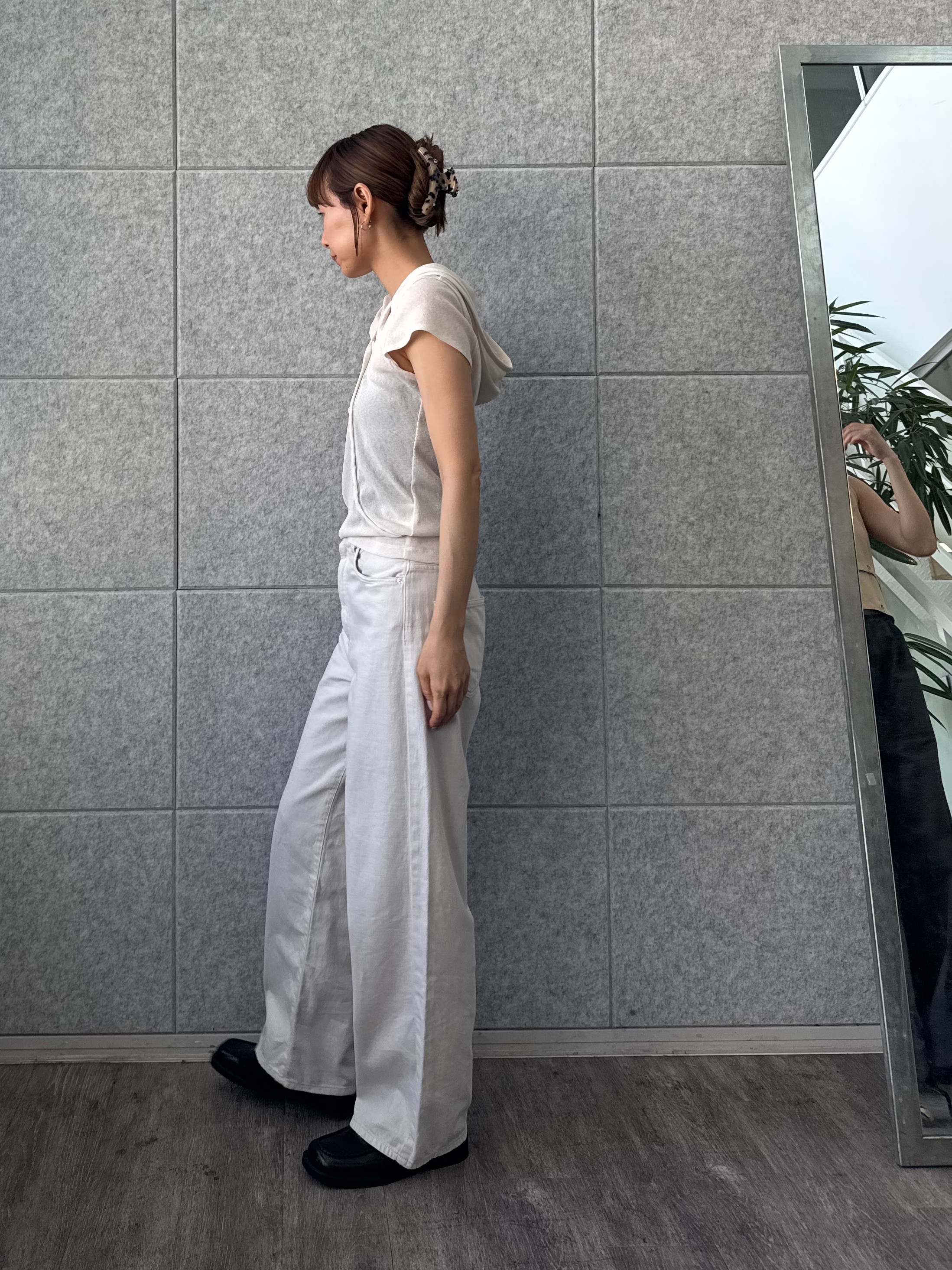 designer yukaさんの「CODE A｜soft button hood tee」を使ったコーディネート