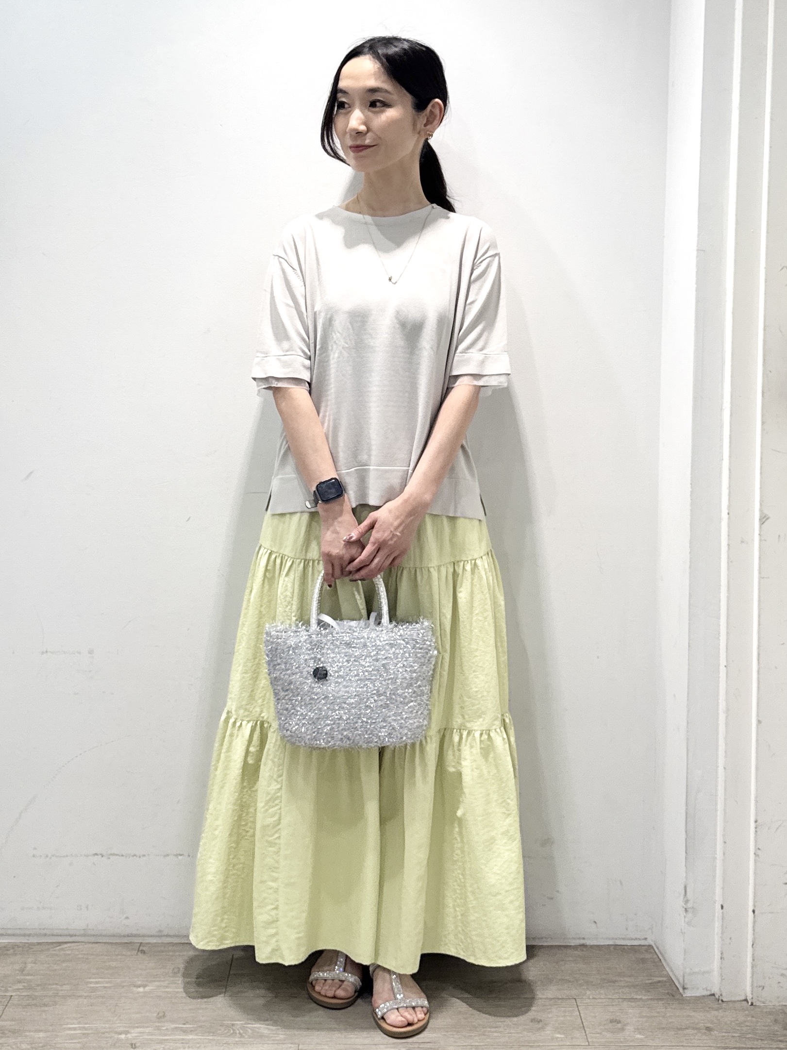 yuicciさんの「OPAQUE.CLIP｜【UV／接触冷感／抗ピル】シアー＆レイヤード風さらりニット《洗濯機OK》」を使ったコーディネート