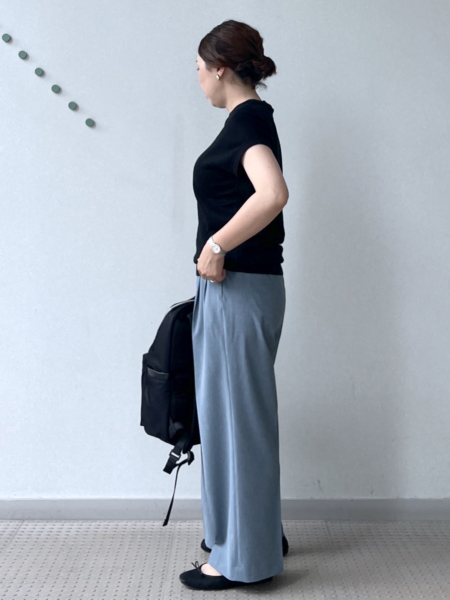 Soeさんの「DRESSTERIOR｜【毎年人気！／ウォッシャブル】リネン裏毛フレンチプルオーバー」を使ったコーディネート