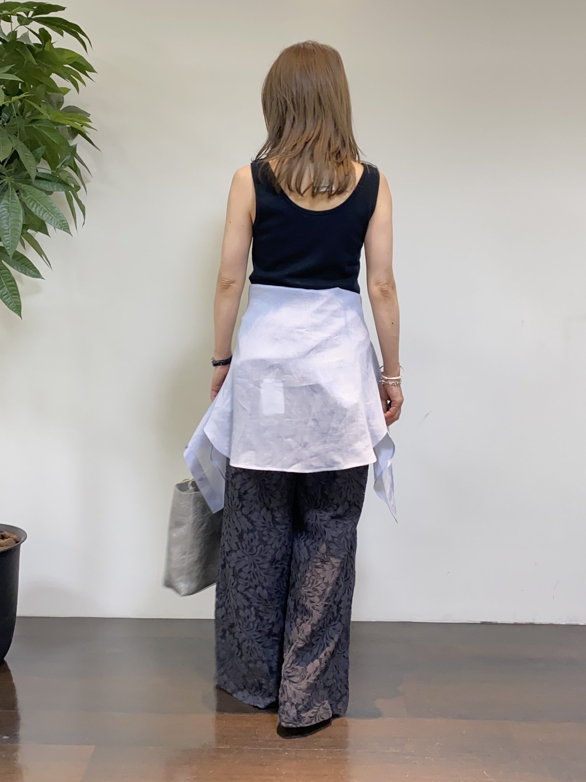 tomoさんの「UNTITLED｜【古畑星夏さん着用/接触冷感】ドライタッチシャツ」を使ったコーディネート