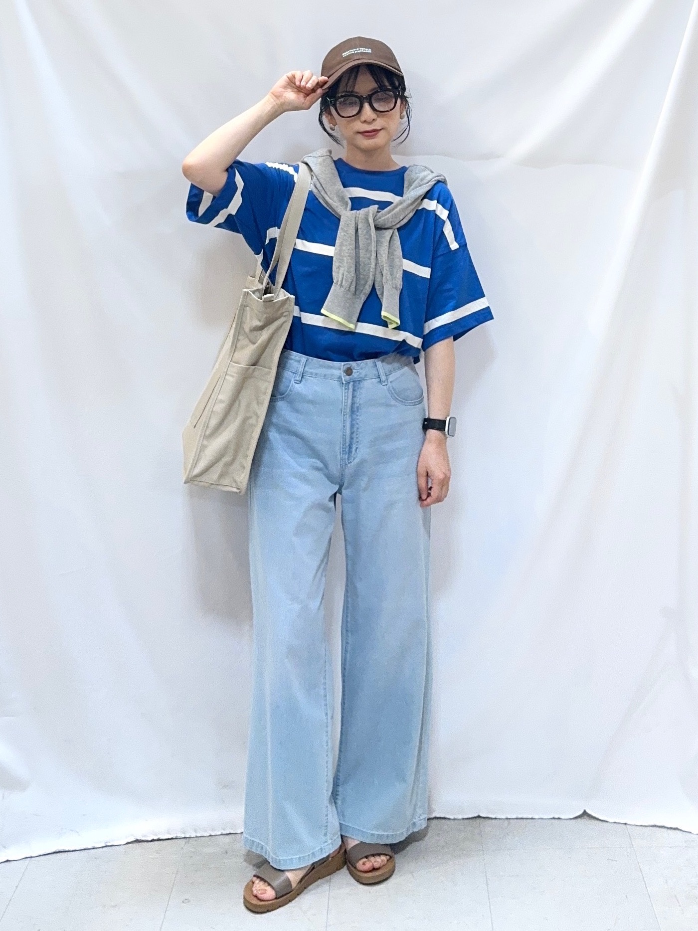 𝐇𝐢𝐫𝐨𝐦𝐢さんの「SHOO･LA･RUE｜【ひんやり/S-LL】涼しげで爽やか 太ボーダー斜め切り替えTシャツ」を使ったコーディネート