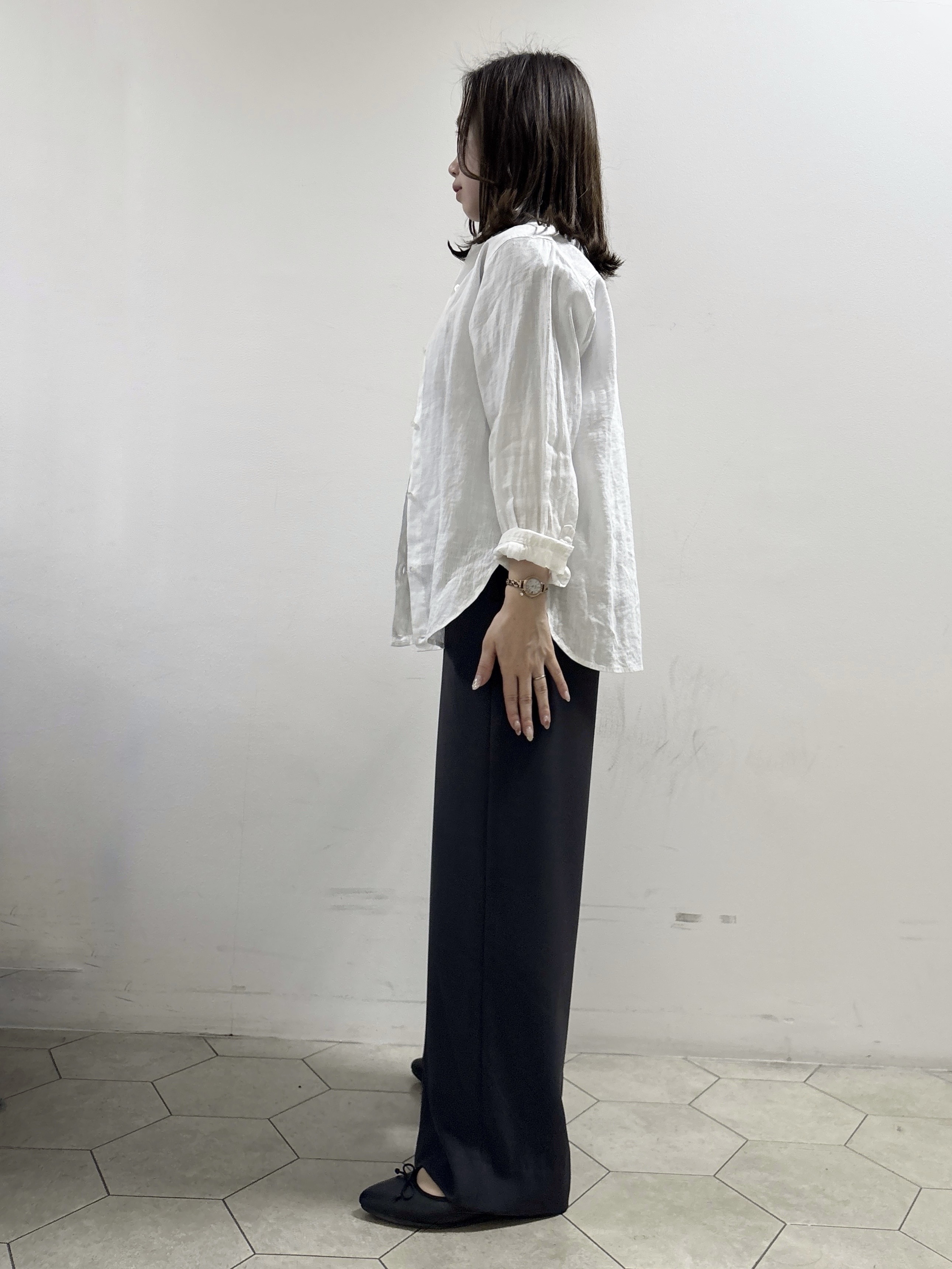 kahoさんの「INDIVI｜【接触冷感／2WAY】カシュクールリネンシャツ」を使ったコーディネート