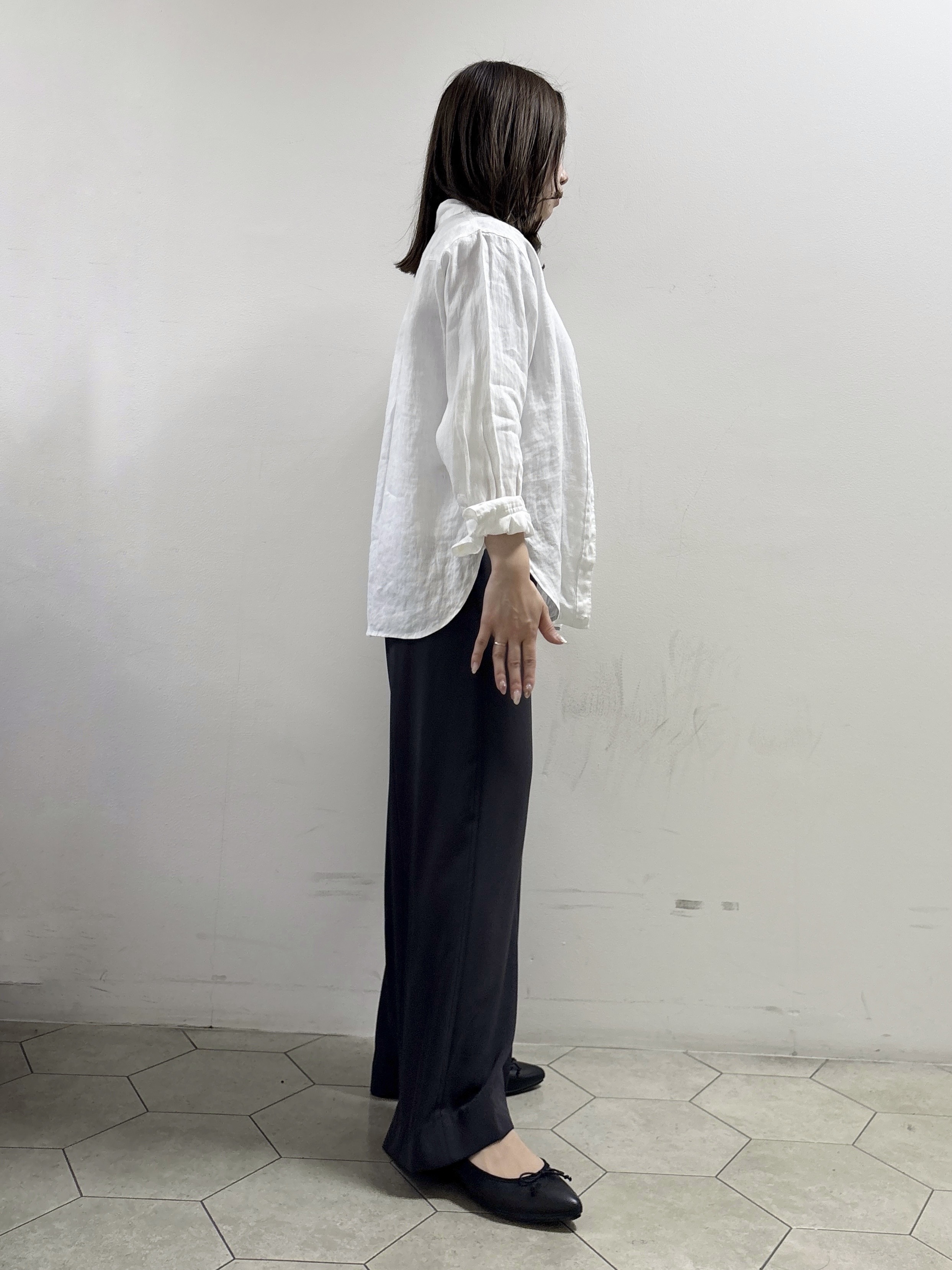 kahoさんの「INDIVI｜【接触冷感／2WAY】カシュクールリネンシャツ」を使ったコーディネート