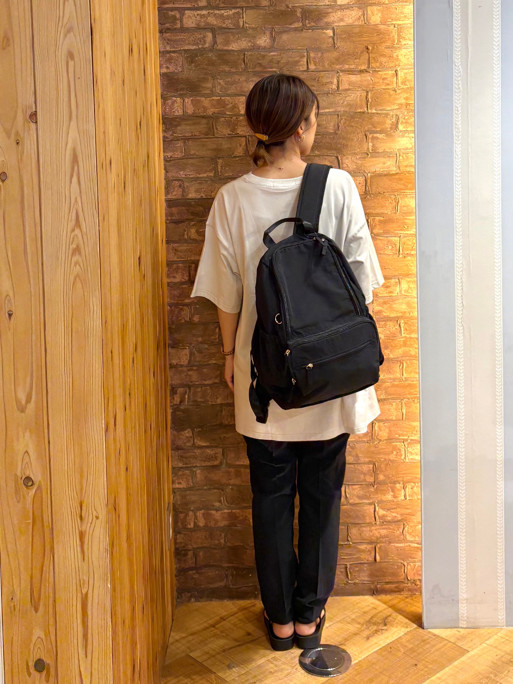 mieさんの「SHOO･LA･RUE｜【ひんやり】ゆるっと体型カバー BIGアソートTシャツ」を使ったコーディネート