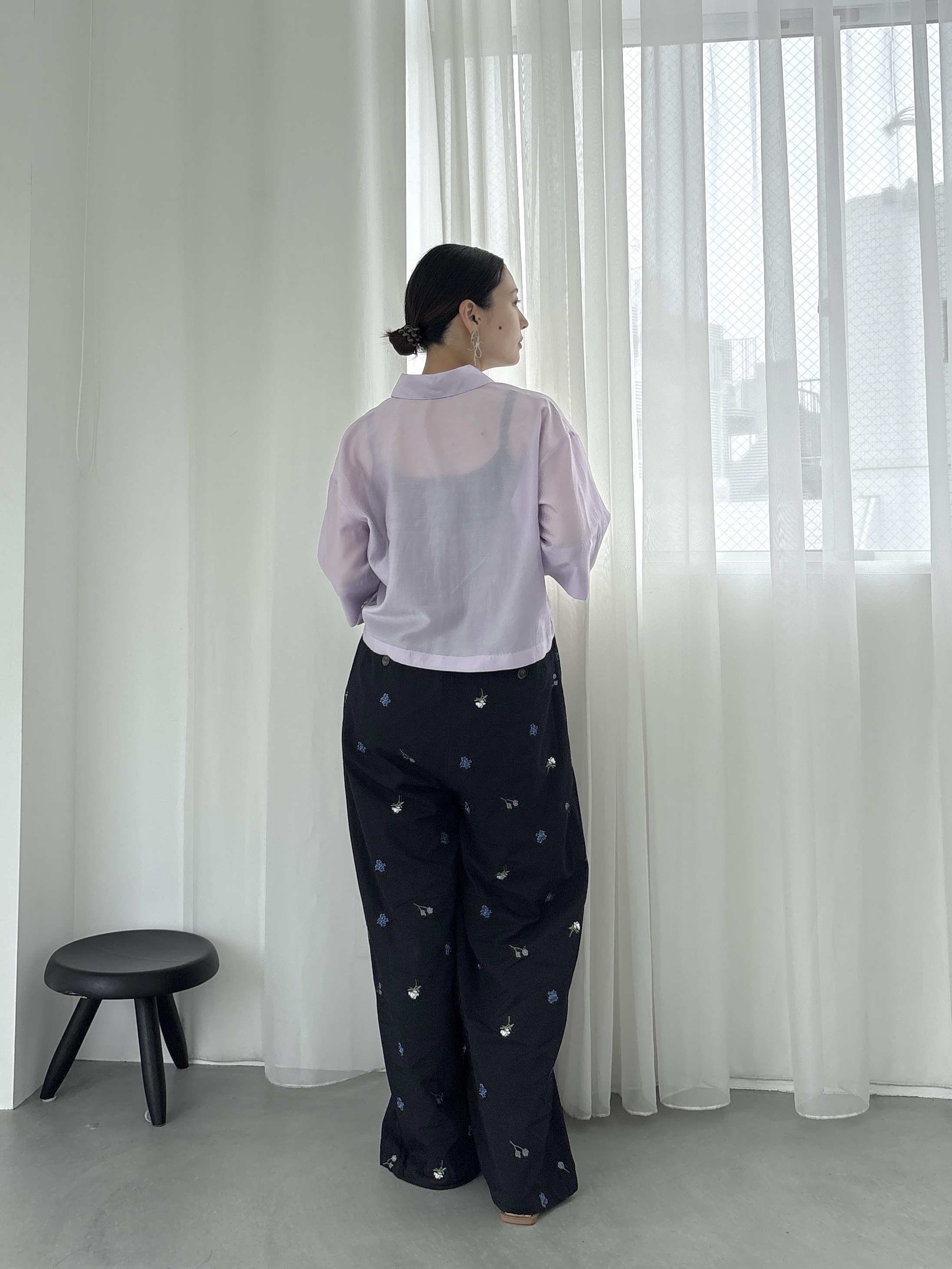 ayanoさんの「INDIVI｜ボックスシルエットシアーシャツ【接触冷感】」を使ったコーディネート