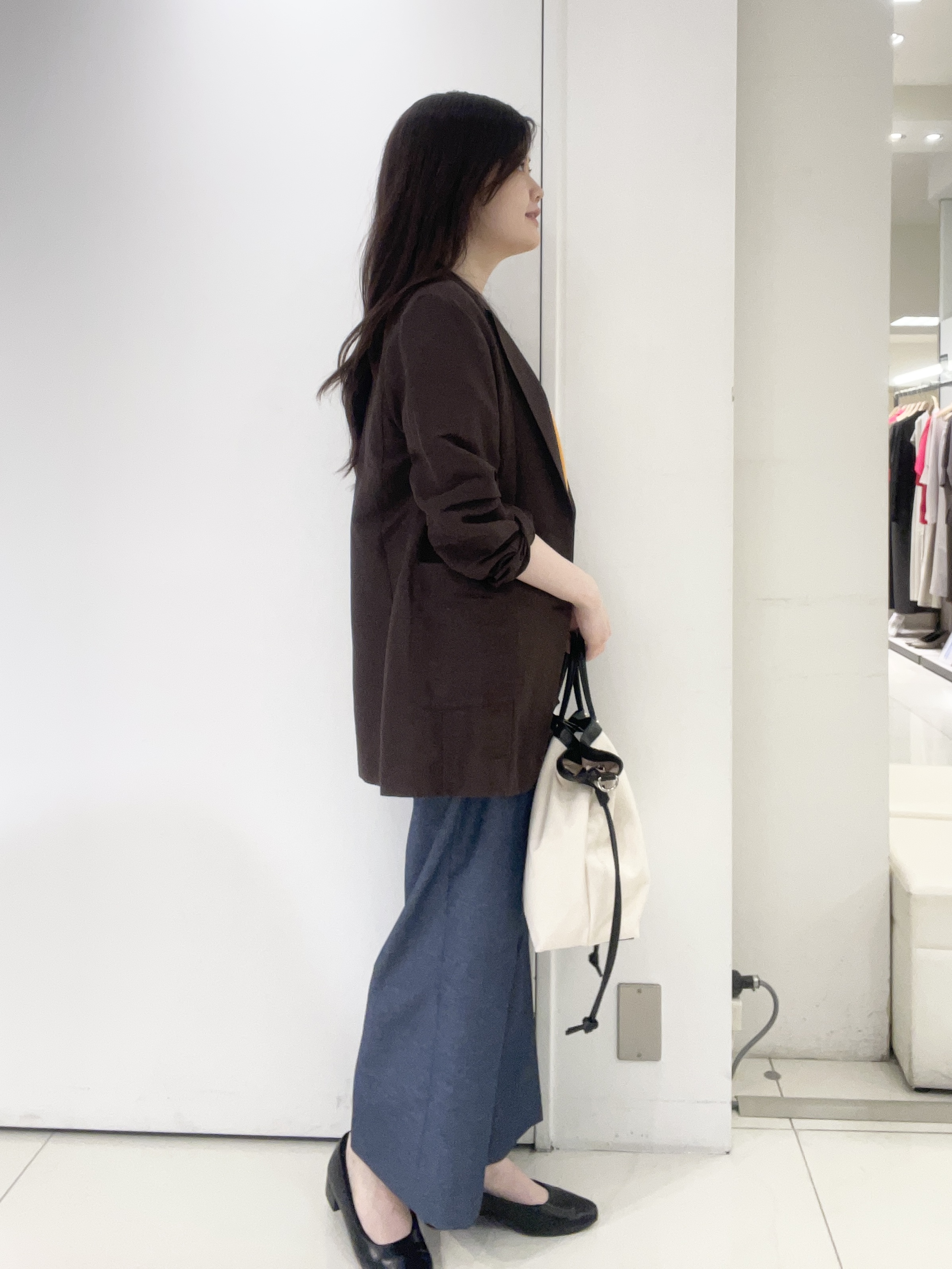 moeさんの「UNTITLED｜【程よいシアー感/洗える】エアリーバイオジャケット」を使ったコーディネート