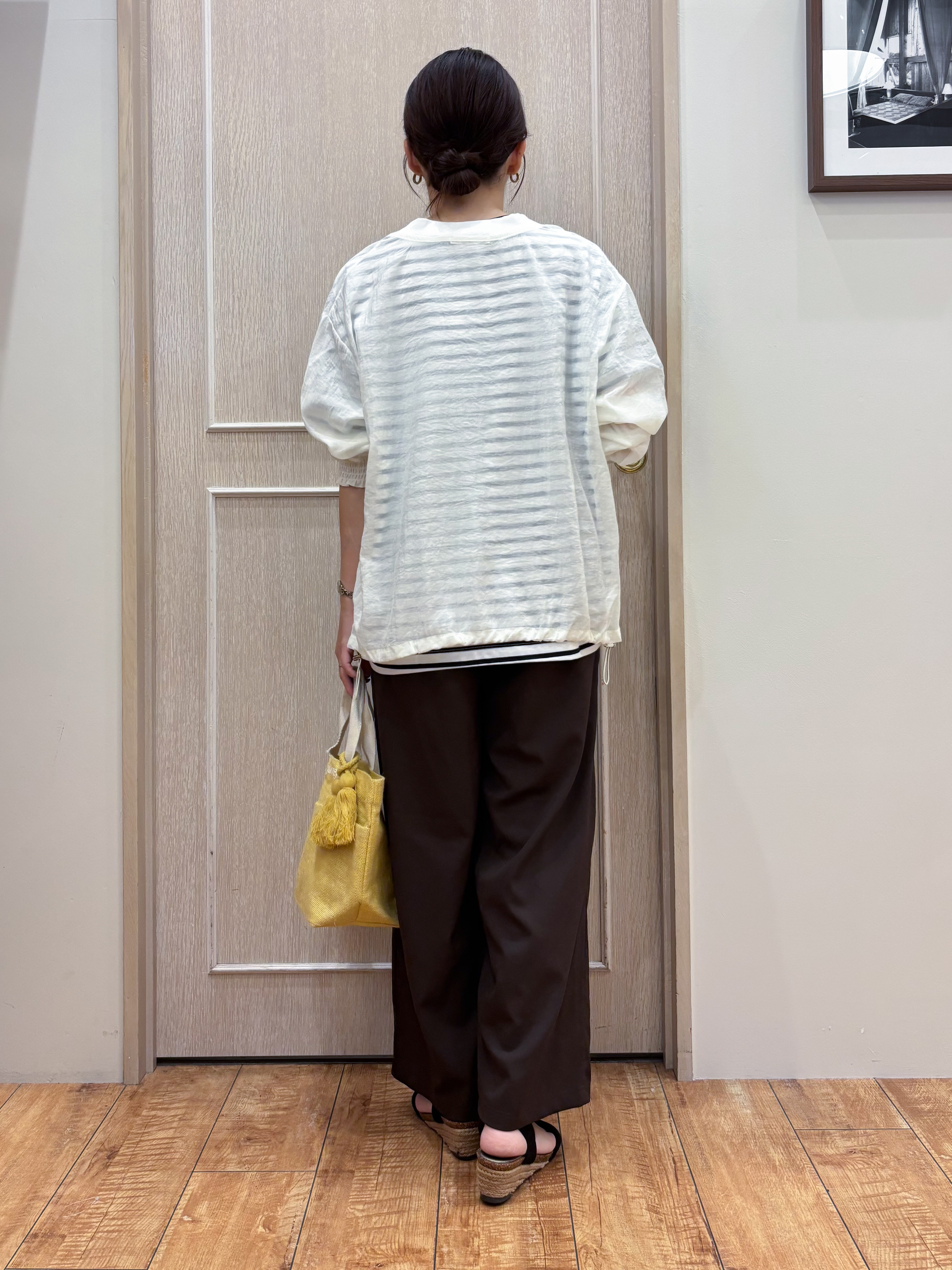 なみさんの「SHOO･LA･RUE｜【S-LL/洗濯機可】1枚持っておくと安心 程よい透け感のシアーリブブルゾン」を使ったコーディネート