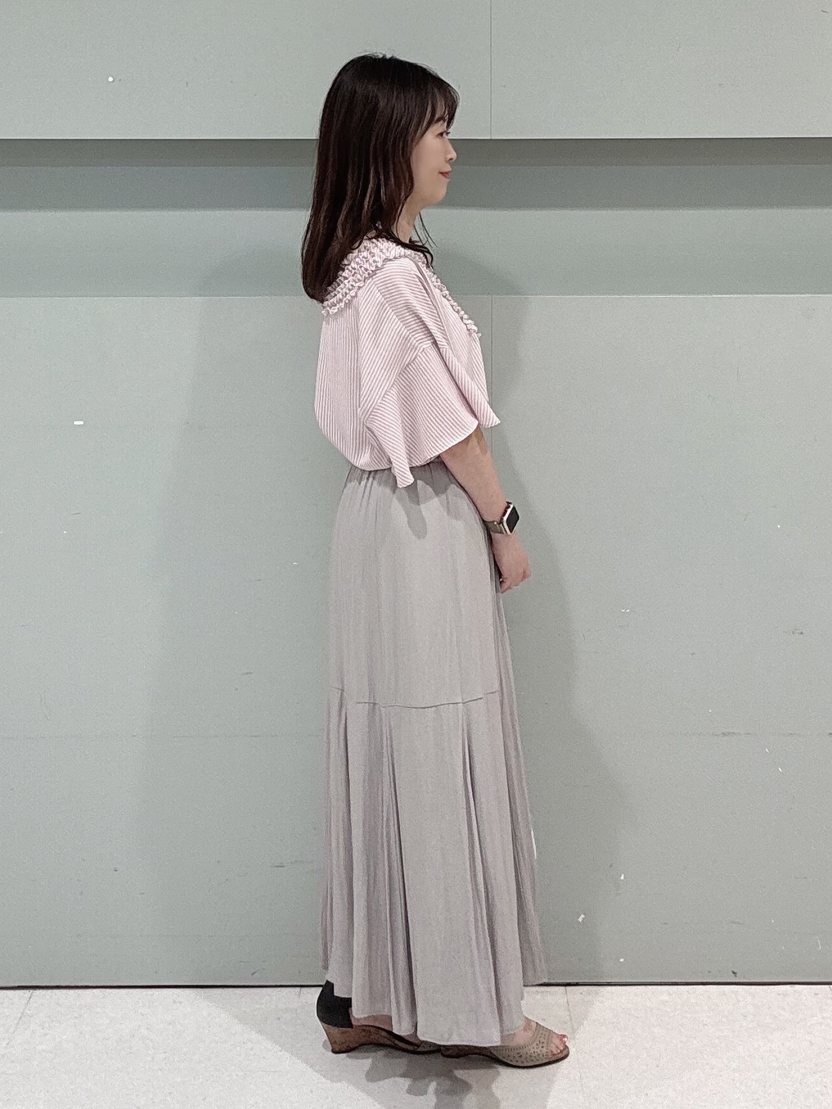makiさんの「UNTITLED｜【アンサンブル可】ラメ混クルーネックカーディガン」を使ったコーディネート