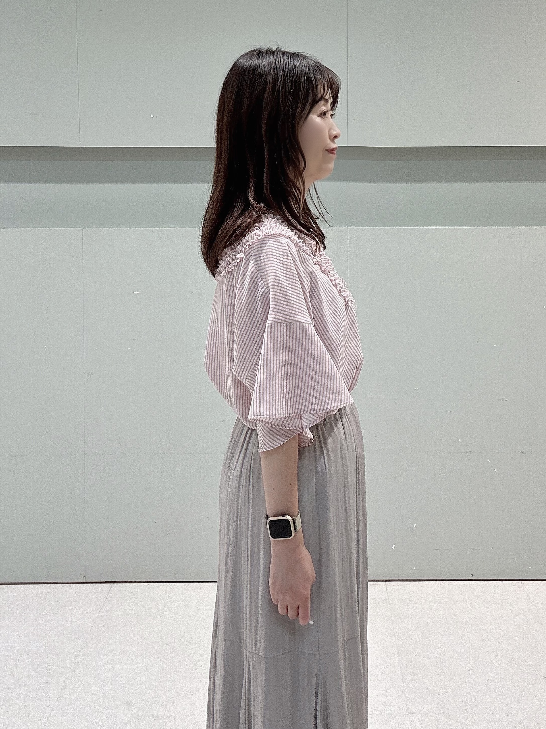 makiさんの「UNTITLED｜【アンサンブル可】ラメ混クルーネックカーディガン」を使ったコーディネート