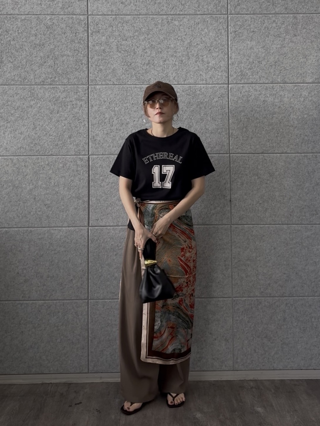kotakiさんの「INDIVI｜ナンバリングTシャツ」を使ったコーディネート
