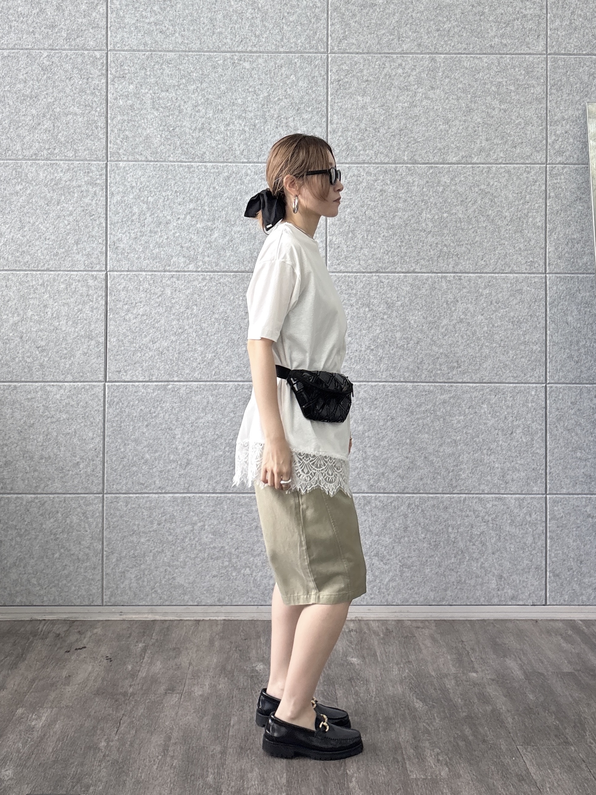 kotakiさんの「INDIVI｜裾レースアシメカットソー」を使ったコーディネート