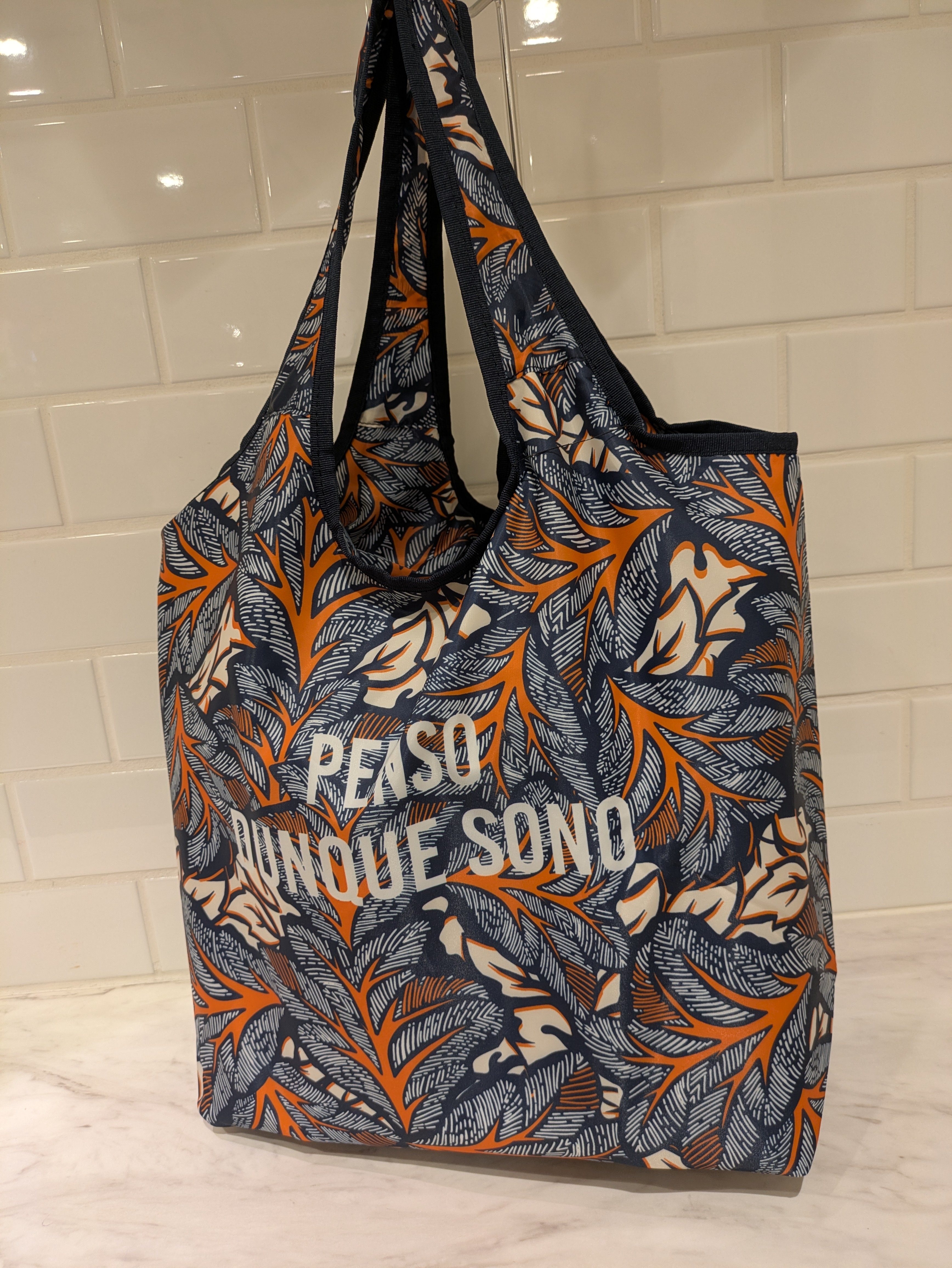 TERUTERUさんの「212 KITCHEN STORE｜ラタ 保冷コンパクトエコバッグ リップルグリーン」を使ったコーディネート