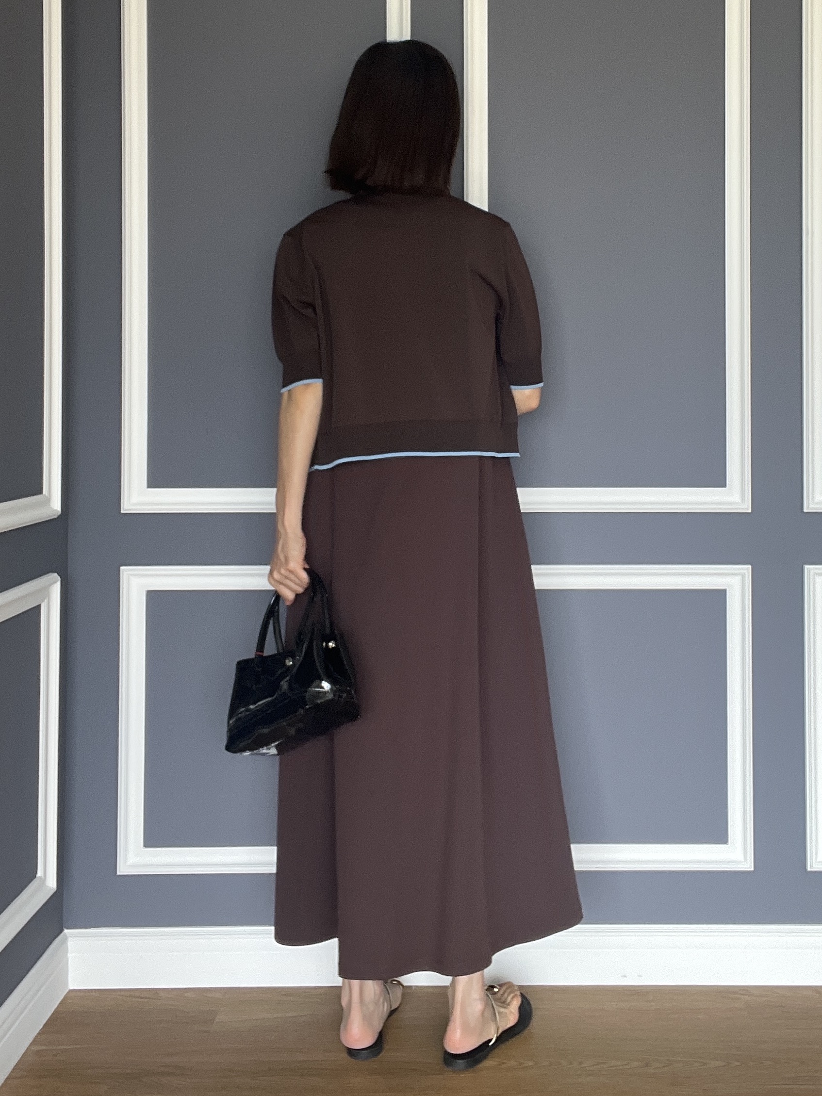 misaさんの「DRESSTERIOR｜【接触冷感／抗菌防臭／消臭/ウォッシャブル】アイスクリアコットン フレンチスリーブワンピース」を使ったコーディネート