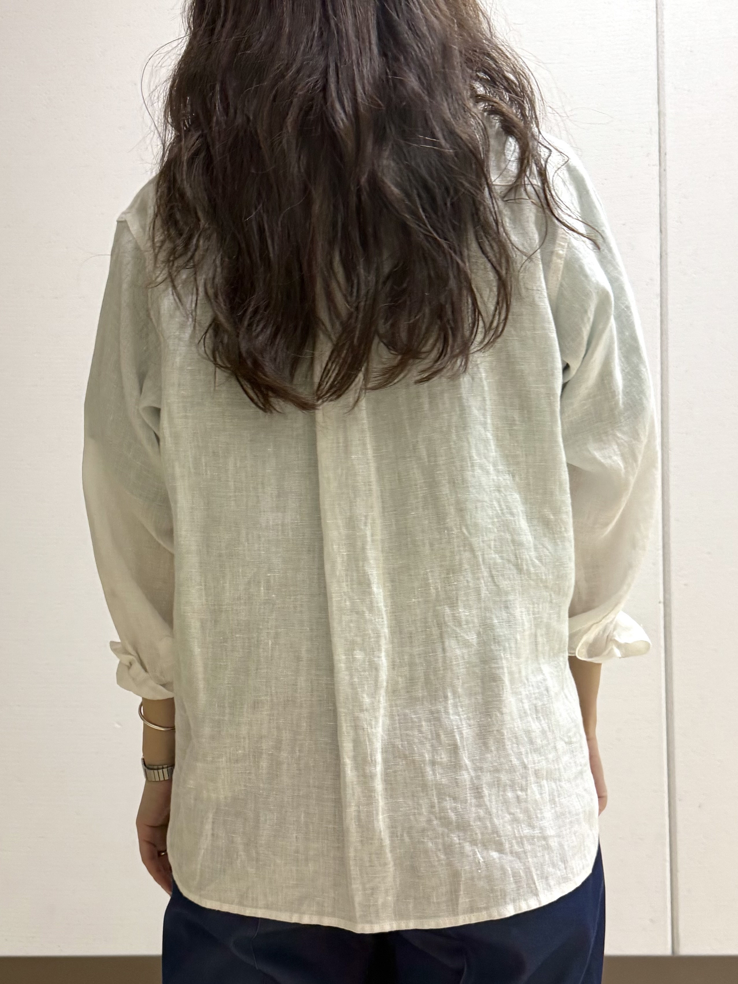 mamiさんの「INDIVI｜【洗える／コットン】ドライタッチさらりニットT」を使ったコーディネート