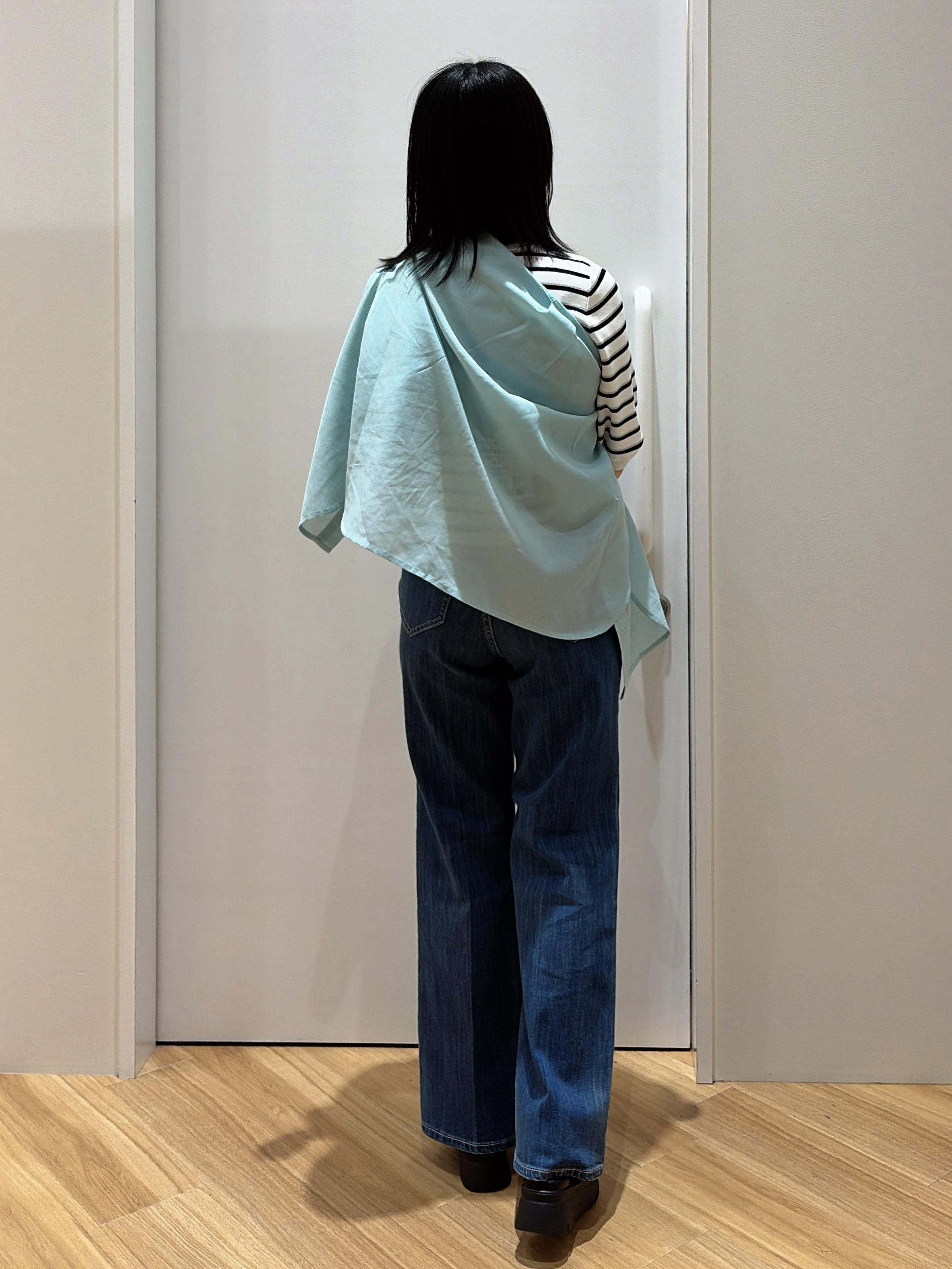 kanonさんの「grove｜【洗濯機OK・ひんやり】朝晩の気温差に◎軽やかシアーシャツ」を使ったコーディネート