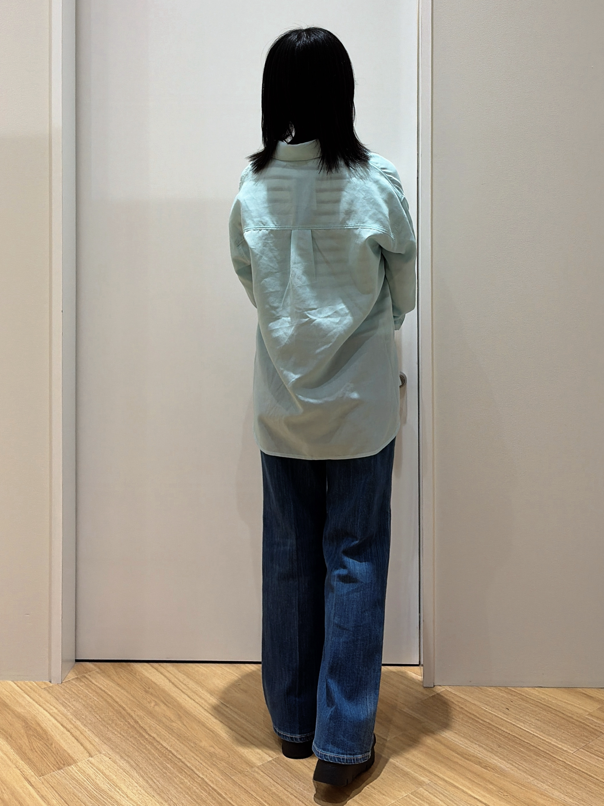kanonさんの「grove｜【洗濯機OK・ひんやり】朝晩の気温差に◎軽やかシアーシャツ」を使ったコーディネート
