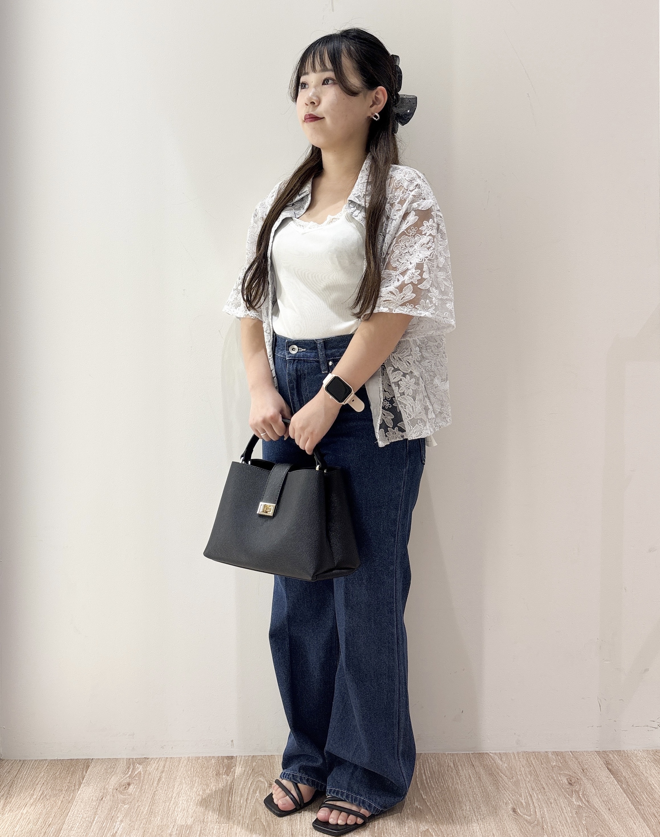 hinachiさんの「OPAQUE.CLIP｜フラワー刺繍シアーシャツ【洗濯機OK／イージーアイロン】」を使ったコーディネート