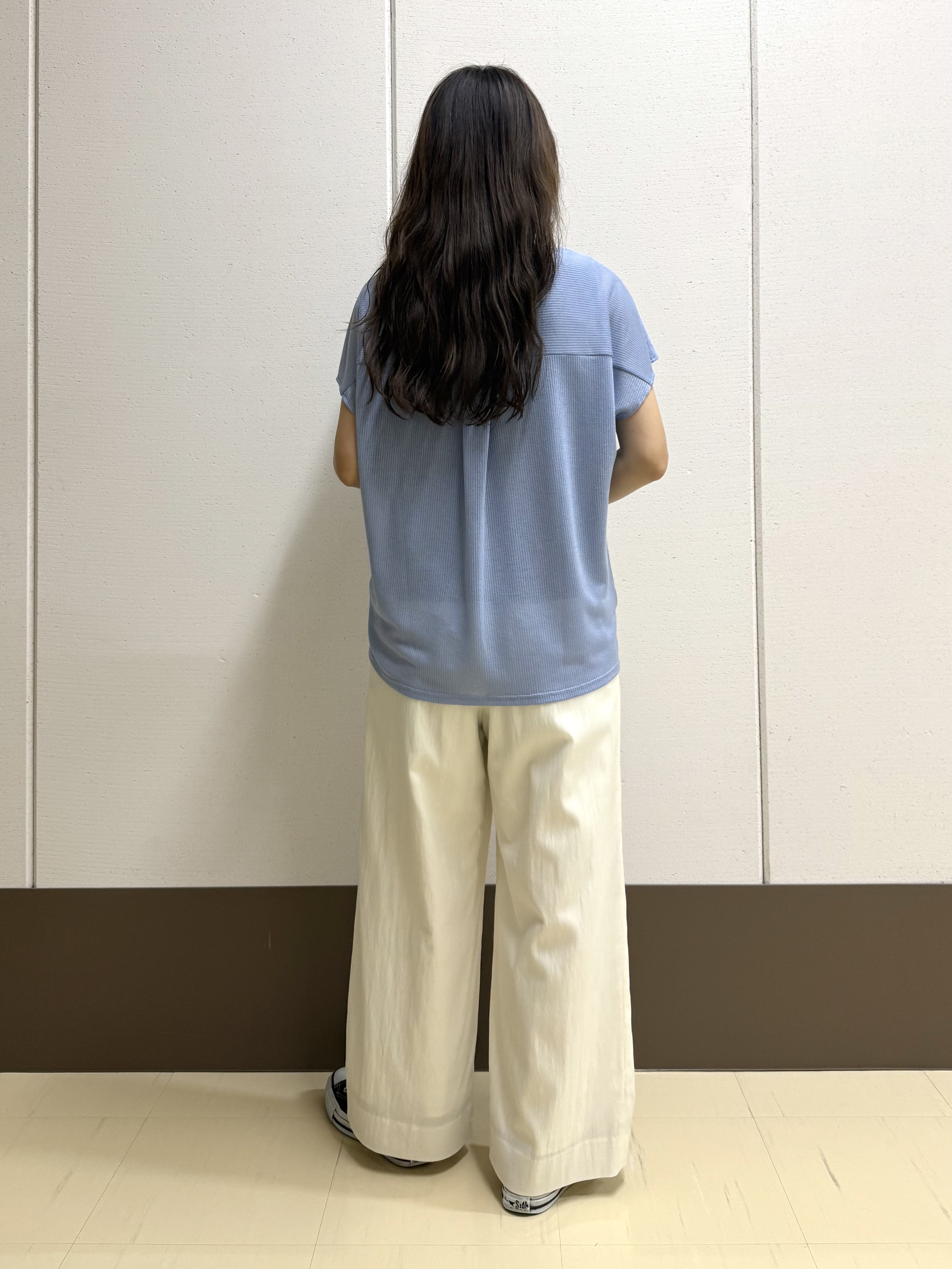 mamiさんの「INDIVI｜【洗える／アンサンブル可能】シアースストライプトップス」を使ったコーディネート
