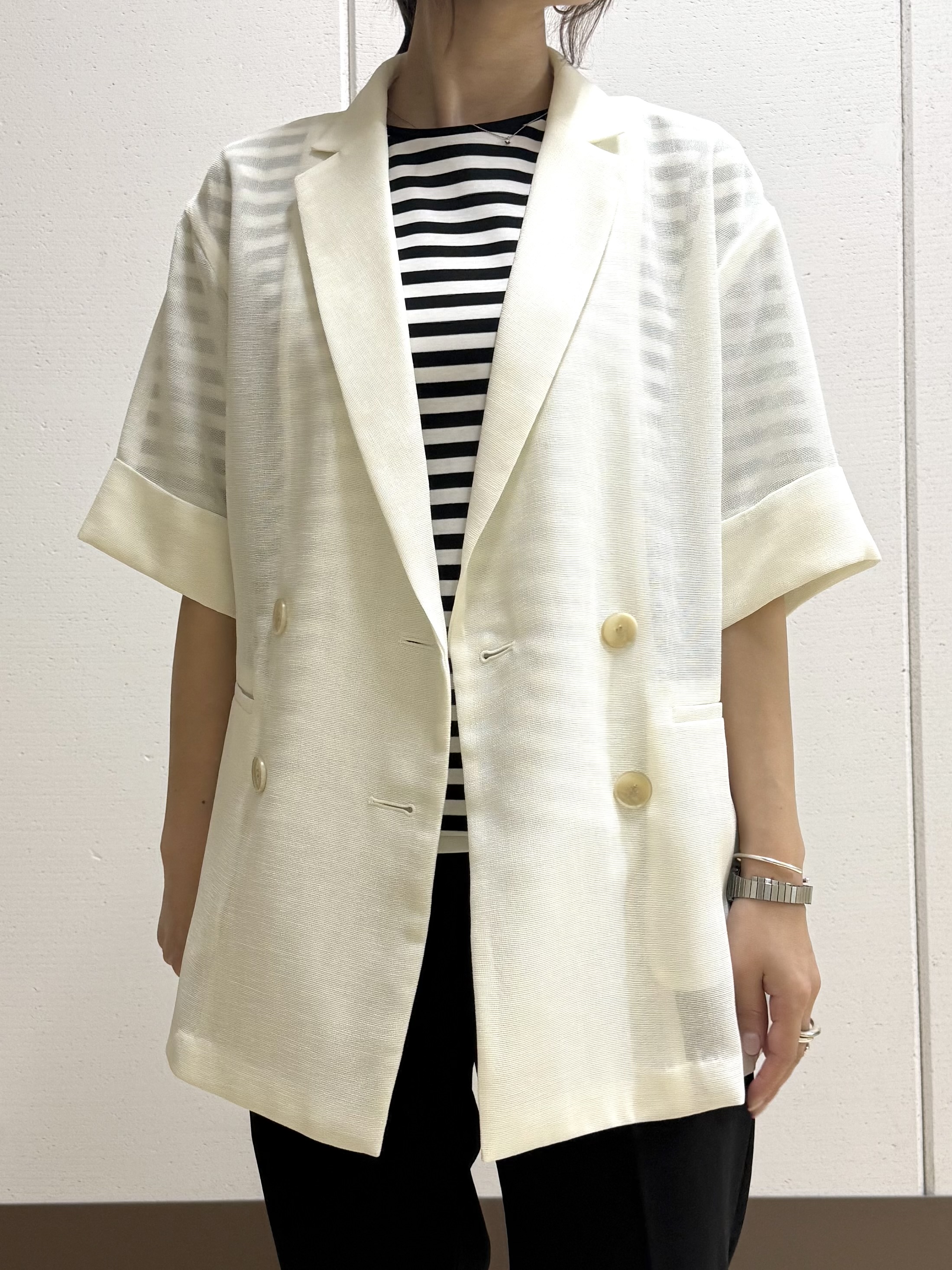 mamiさんの「INDIVI｜【抗菌防臭／消臭】上品光沢コットンTシャツ」を使ったコーディネート