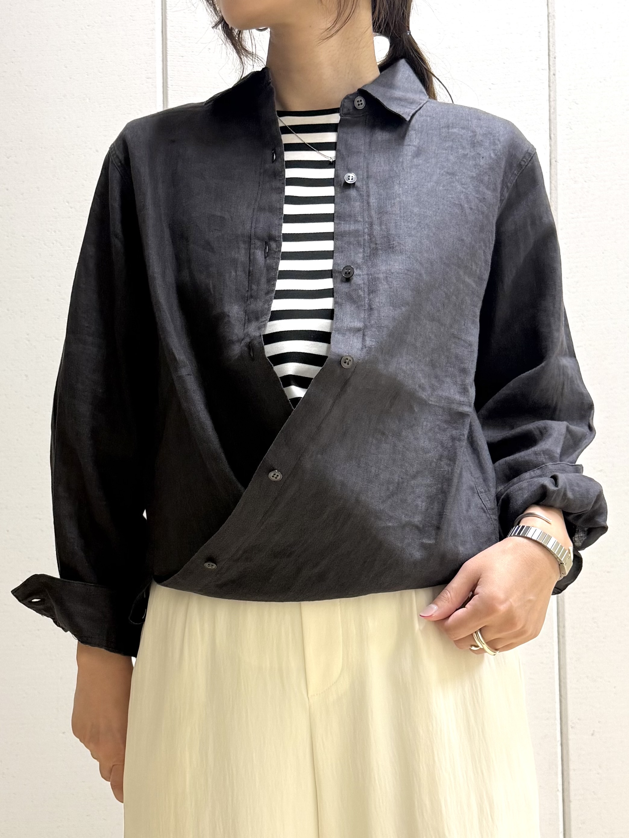 mamiさんの「INDIVI｜【抗菌防臭／消臭】上品光沢コットンTシャツ」を使ったコーディネート