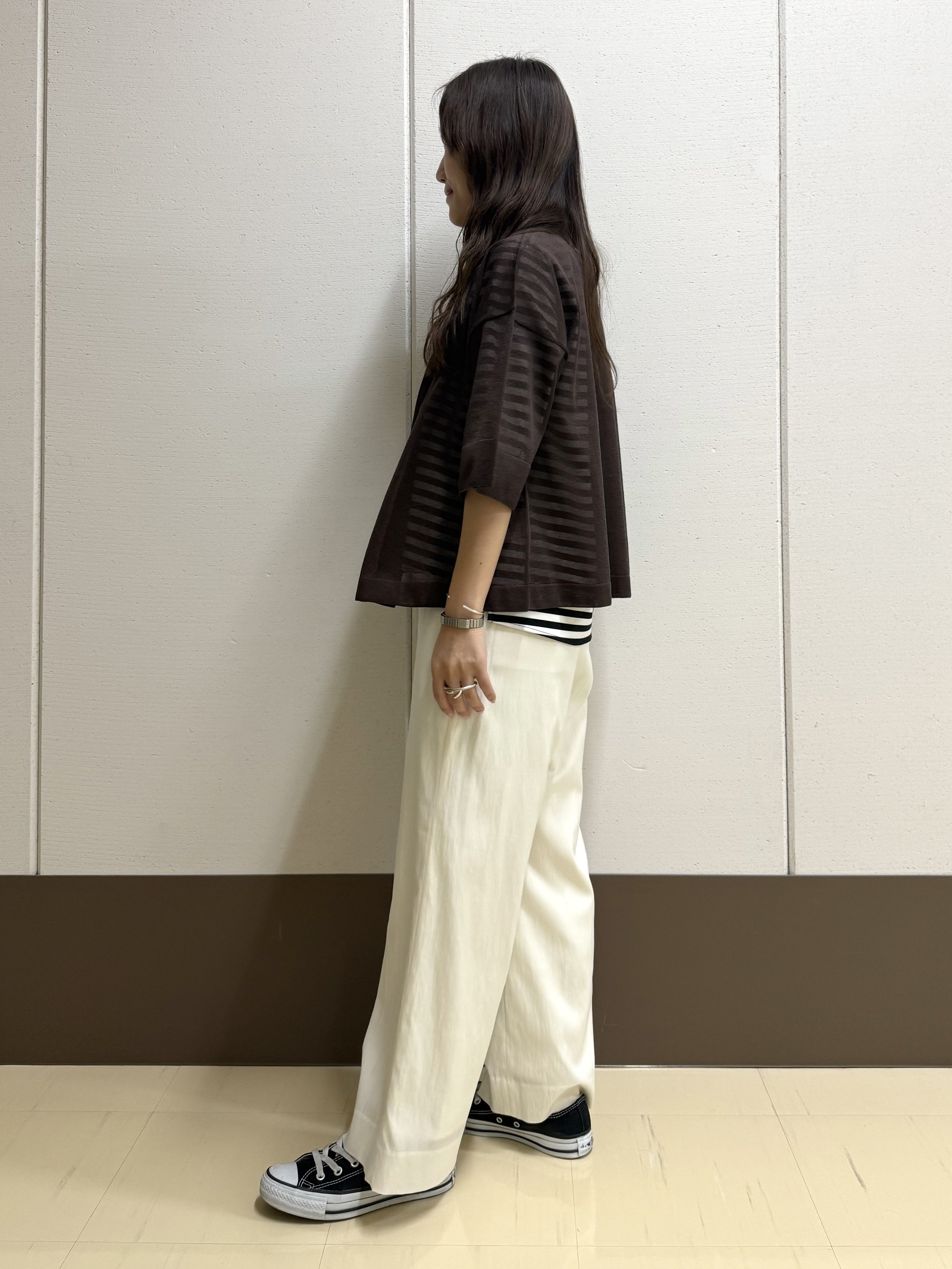 mamiさんの「INDIVI｜【抗菌防臭／消臭】上品光沢コットンTシャツ」を使ったコーディネート