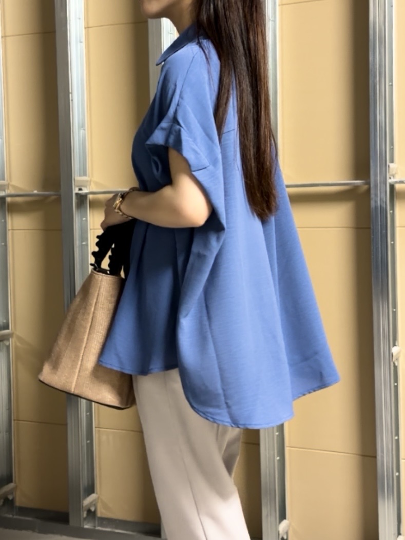 sahoさんの「THE SHOP TK｜【ひんやり/防しわ/UV/吸水速乾】襟付き フレンチスリーブシャツ」を使ったコーディネート