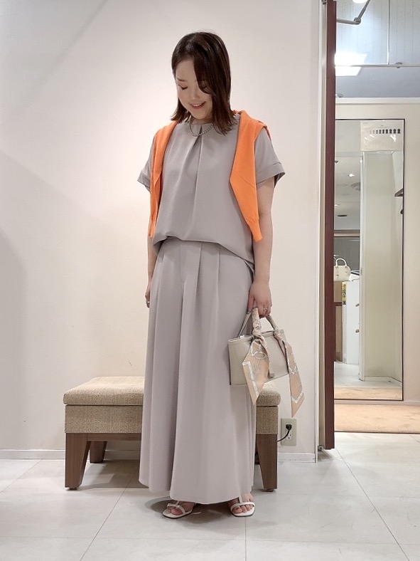 YUIさんの「UNTITLED｜【9色展開/アンサンブル可】コットンクルーネックカーディガン」を使ったコーディネート