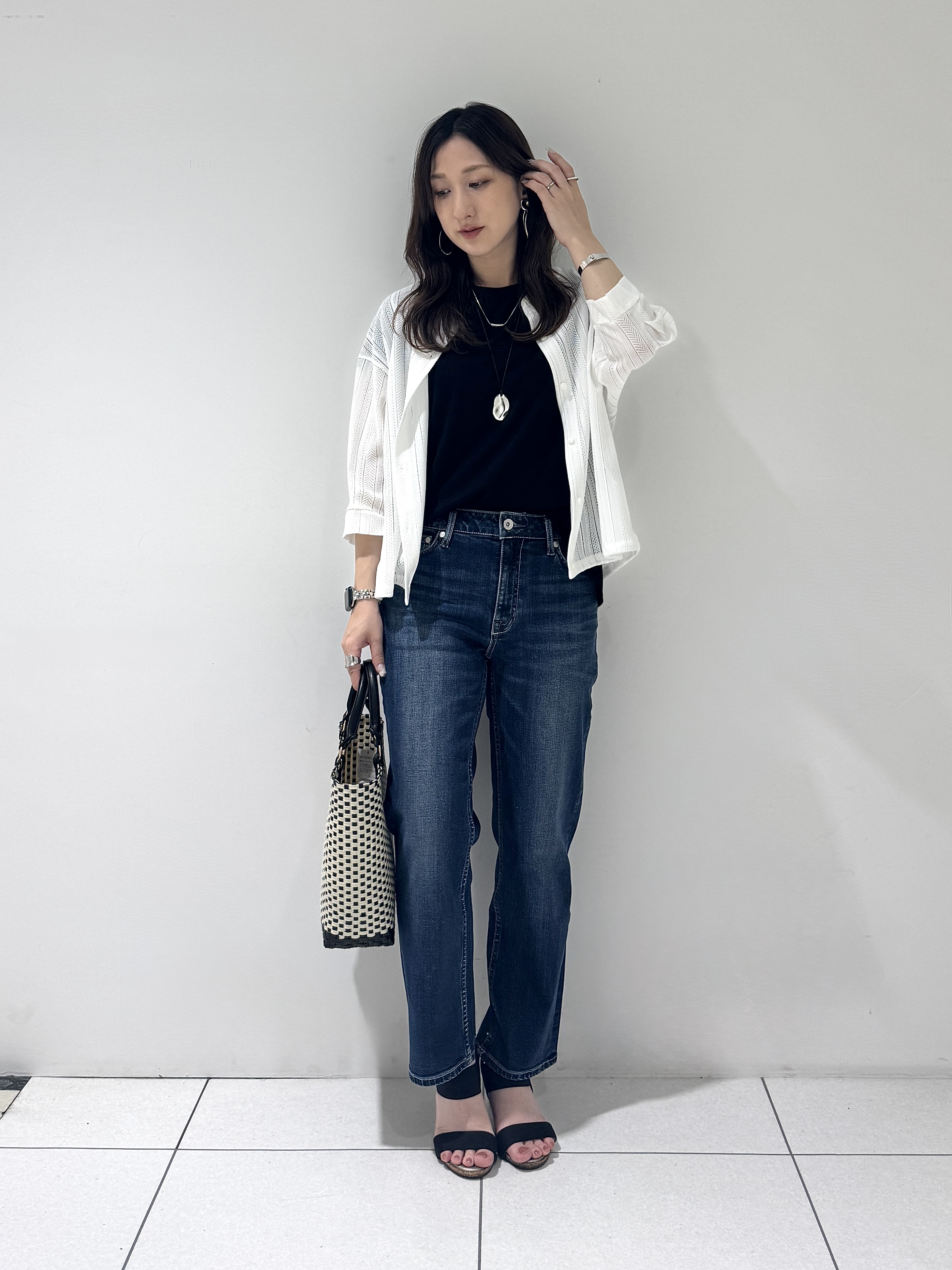 そんさんの「INDIVI｜【洗える／アンサンブル可能】シアースストライプトップス」を使ったコーディネート