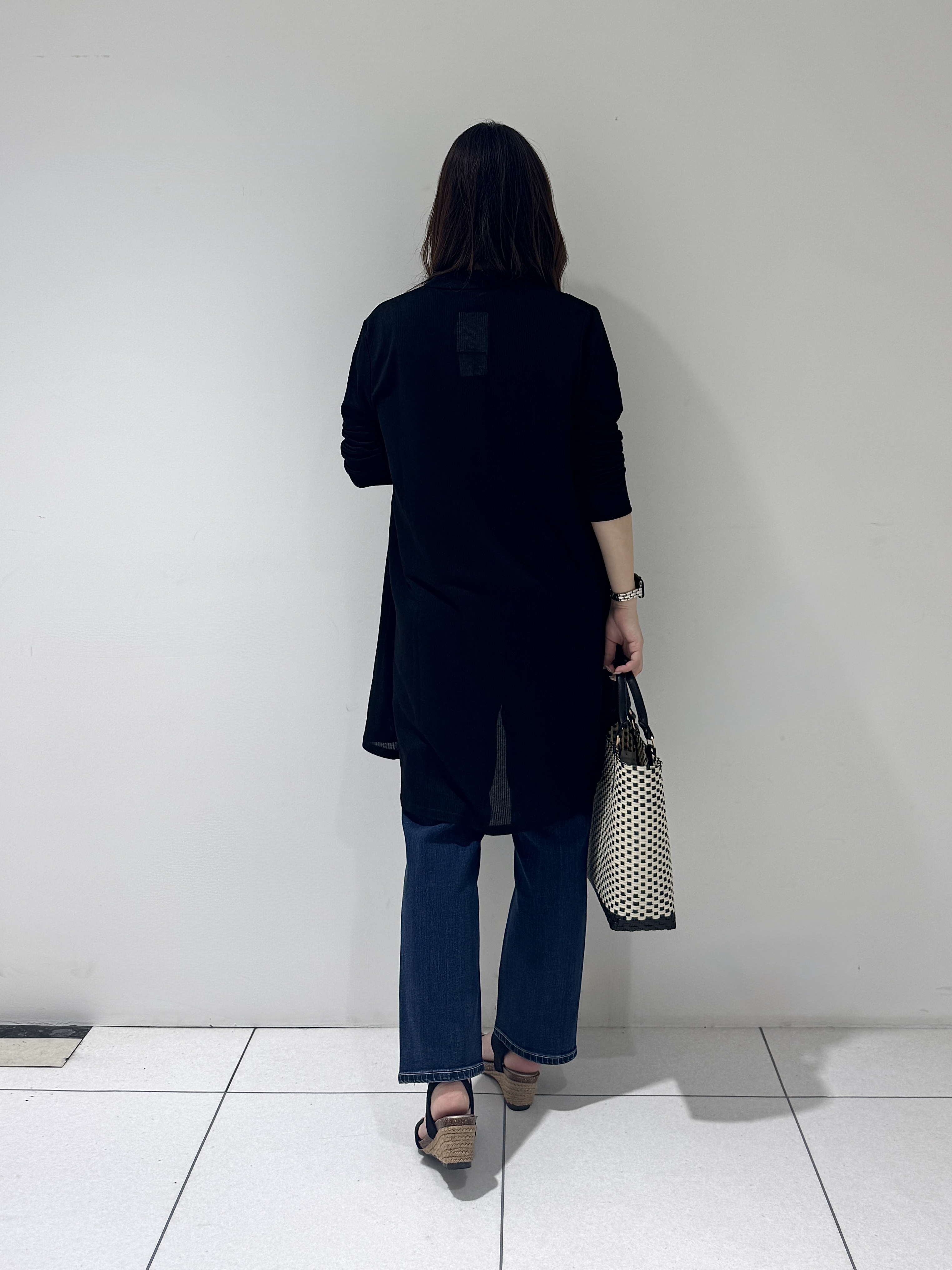 そんさんの「INDIVI｜【洗える／アンサンブル可能】シアースストライプカーディガン」を使ったコーディネート