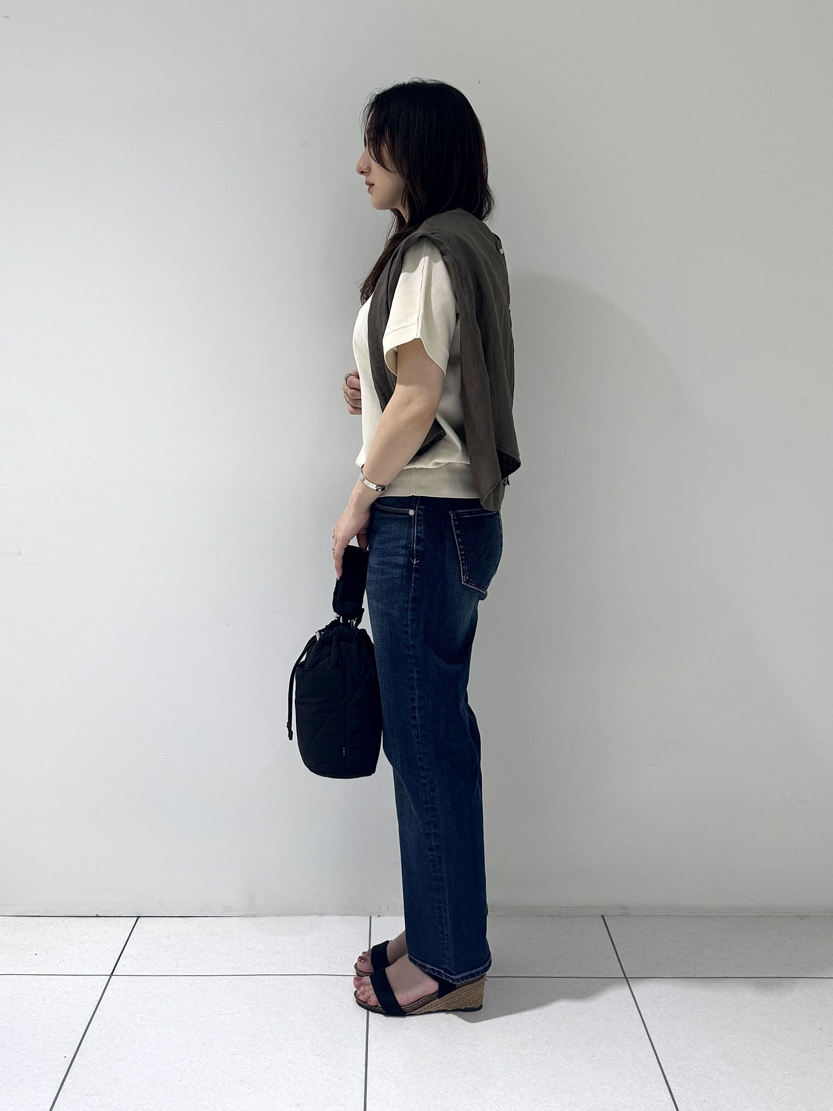 そんさんの「INDIVI｜【接触冷感／2WAY】カシュクールリネンシャツ」を使ったコーディネート