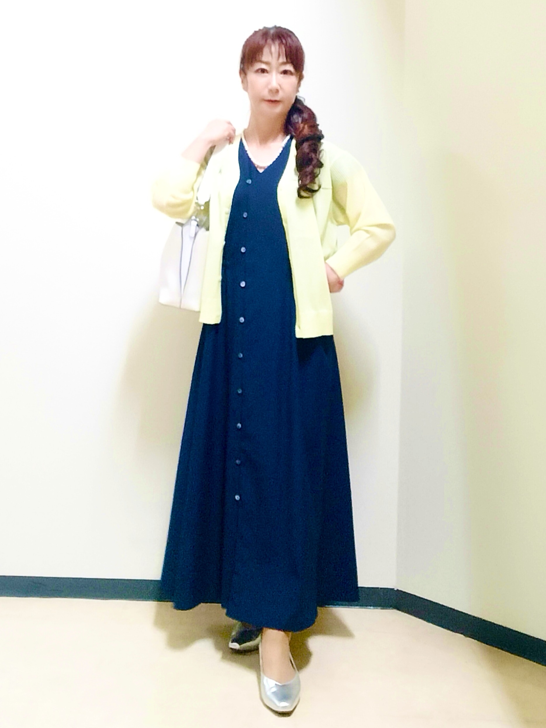 花さんの「Reflect｜【通気性あり／涼しい／マシンウォッシャブル】フロントボタンワンピース」を使ったコーディネート