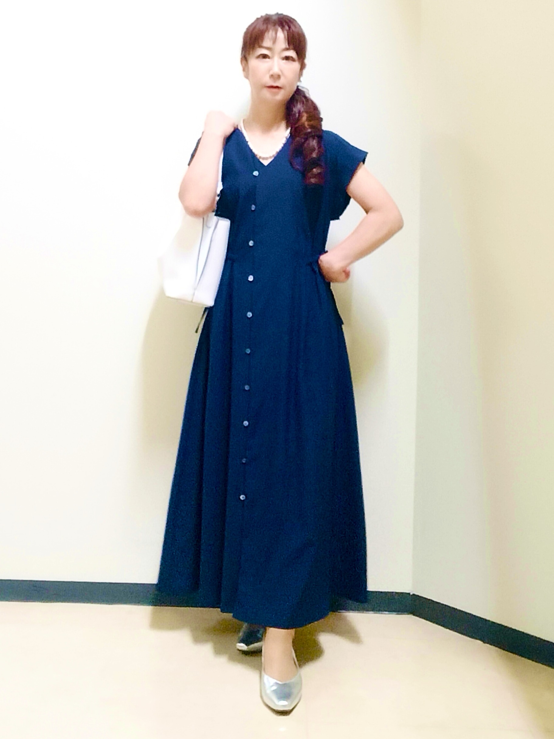 花さんの「Reflect｜【通気性あり／涼しい／マシンウォッシャブル】フロントボタンワンピース」を使ったコーディネート