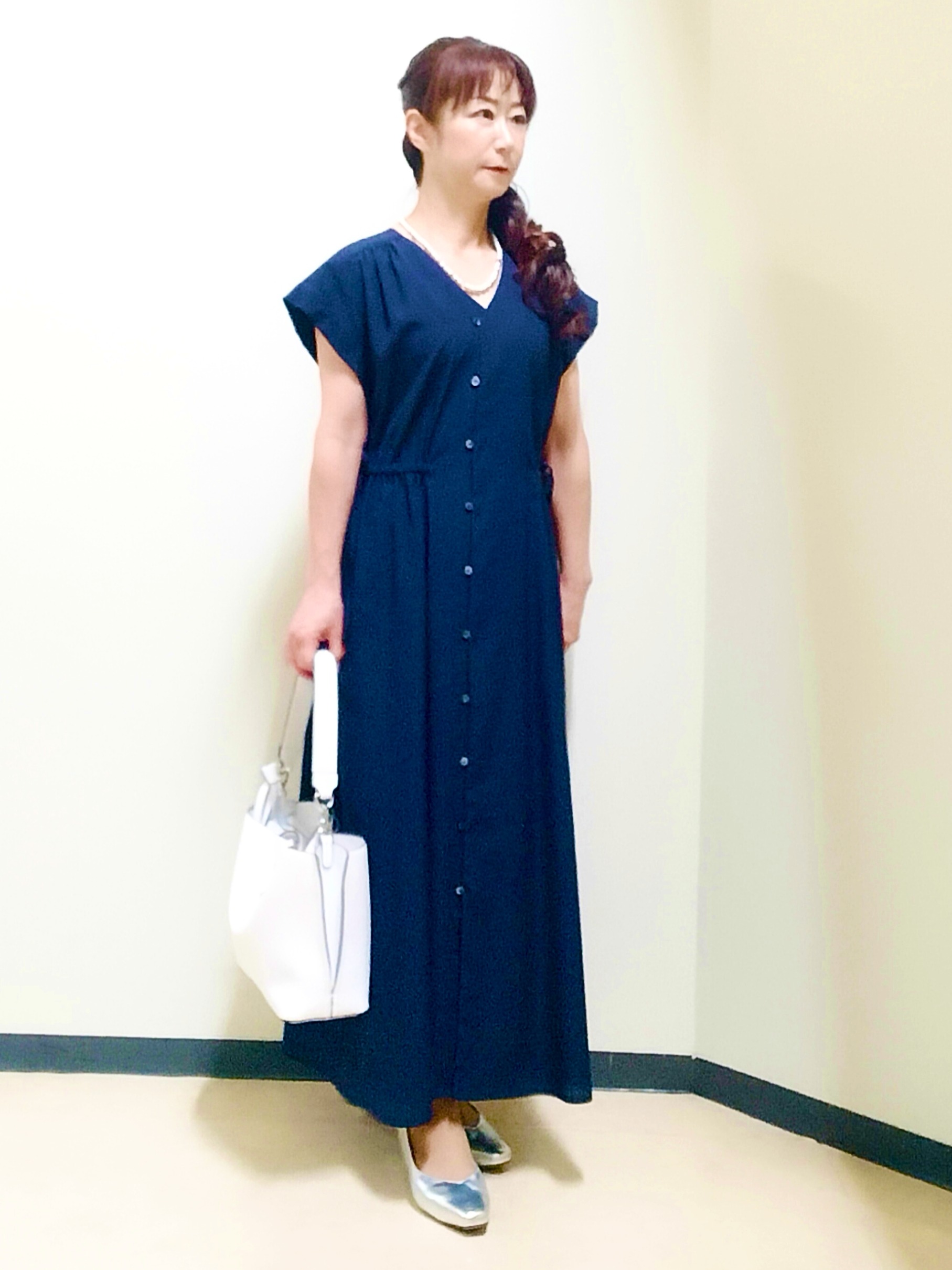 花さんの「Reflect｜【通気性あり／涼しい／マシンウォッシャブル】フロントボタンワンピース」を使ったコーディネート