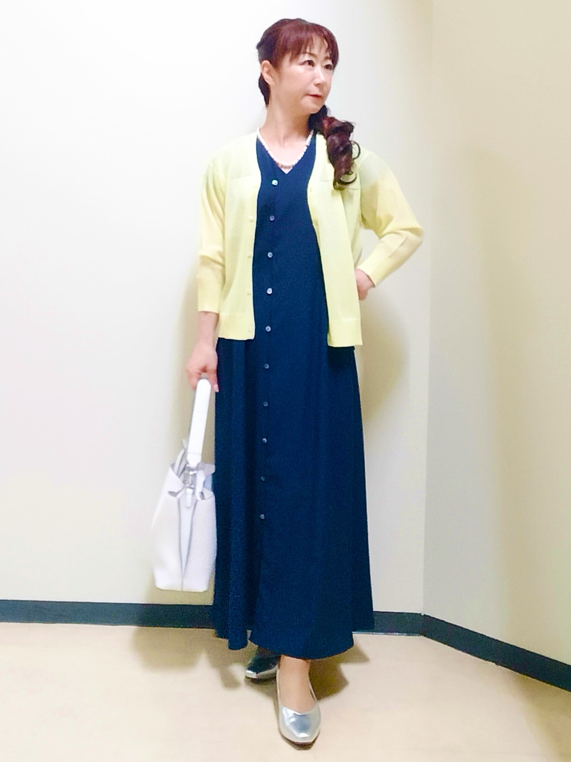 花さんの「Reflect｜【通気性あり／涼しい／マシンウォッシャブル】フロントボタンワンピース」を使ったコーディネート