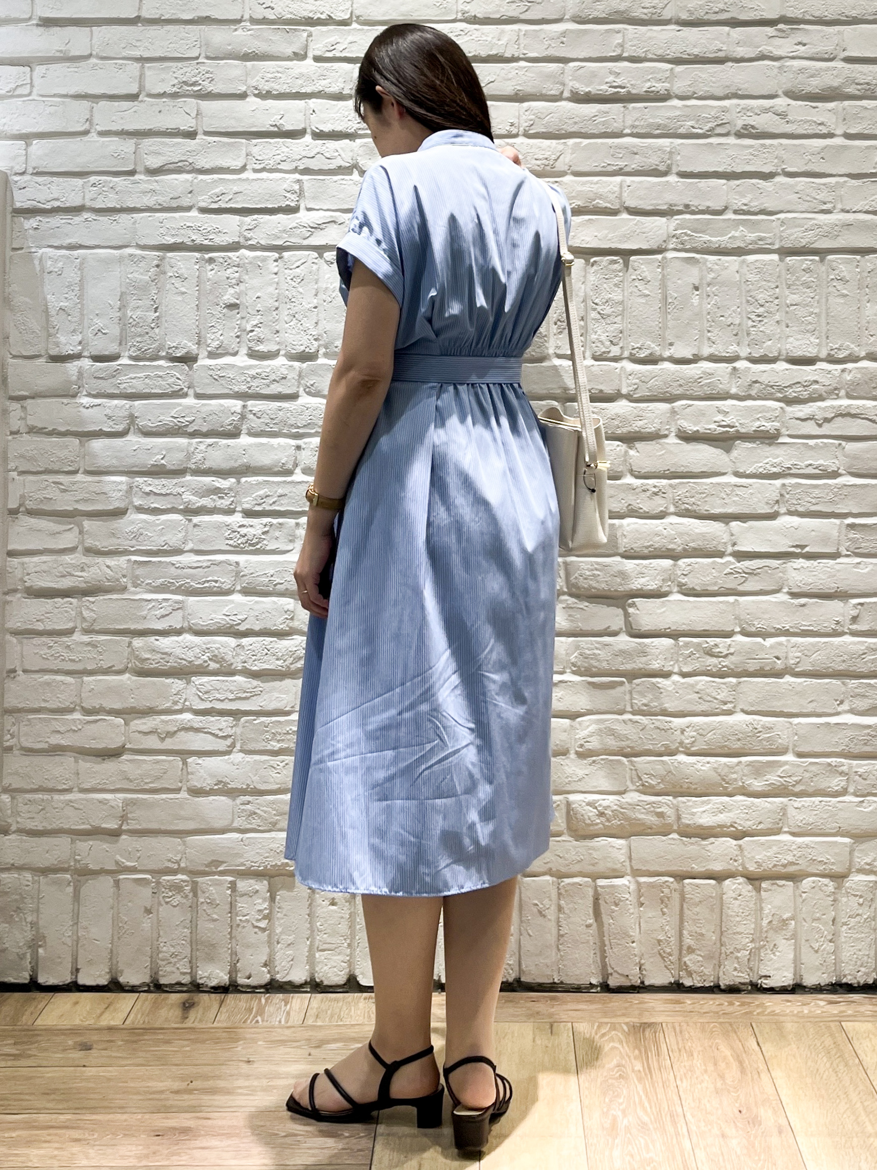 erinaさんの「index｜【接触冷感／UV】ストライプタックシャツワンピース《洗濯機OK》」を使ったコーディネート