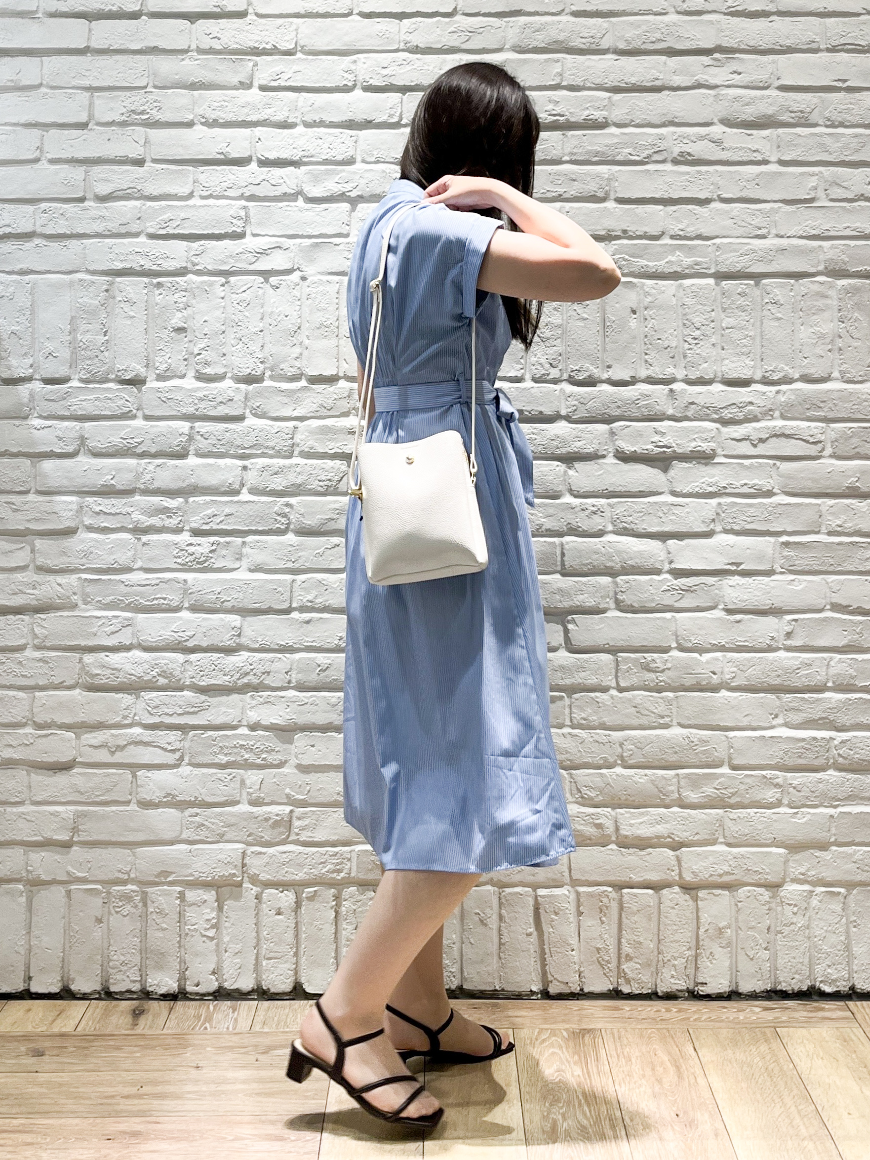 erinaさんの「index｜【接触冷感／UV】ストライプタックシャツワンピース《洗濯機OK》」を使ったコーディネート