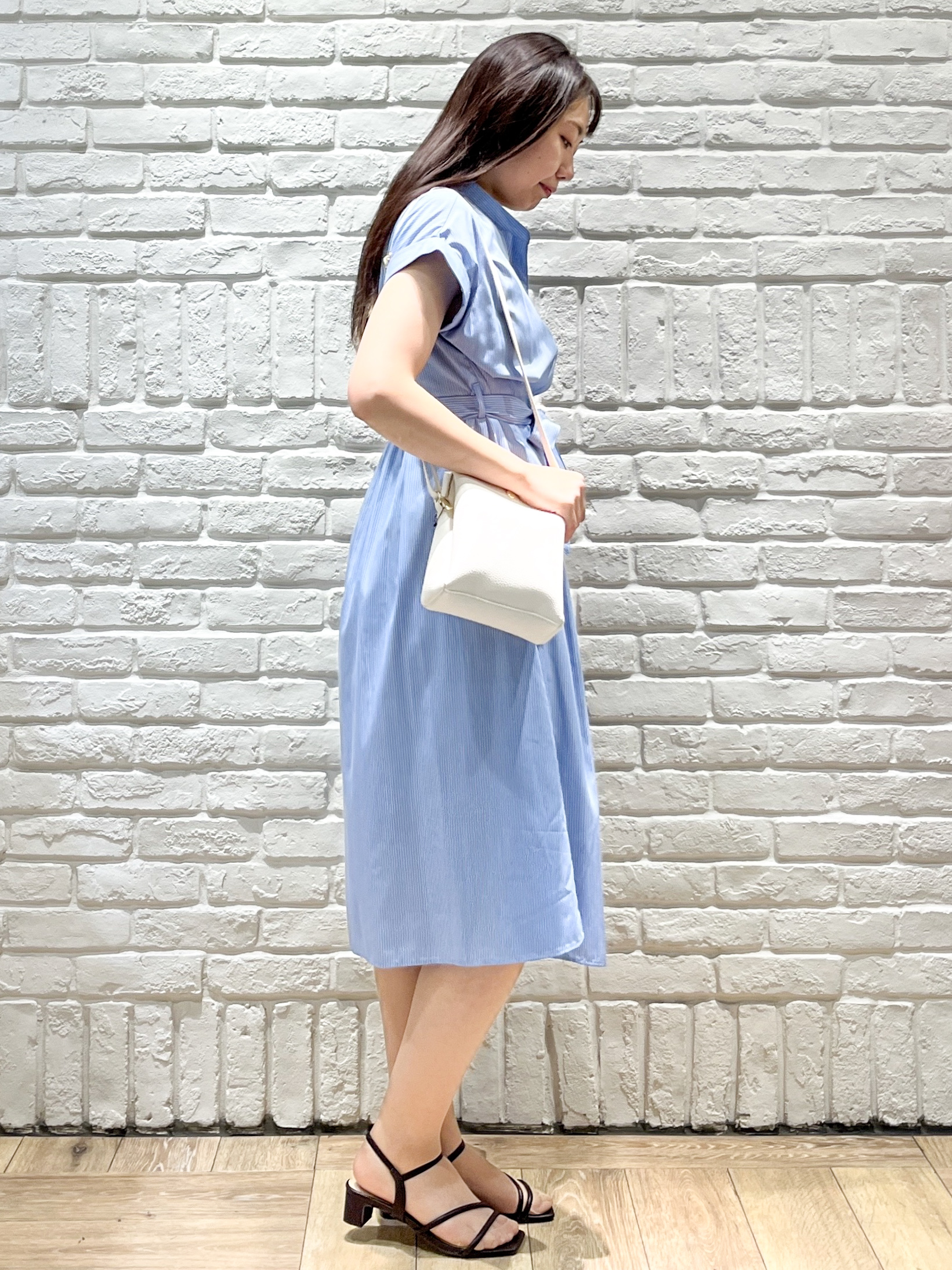 erinaさんの「index｜【接触冷感／UV】ストライプタックシャツワンピース《洗濯機OK》」を使ったコーディネート