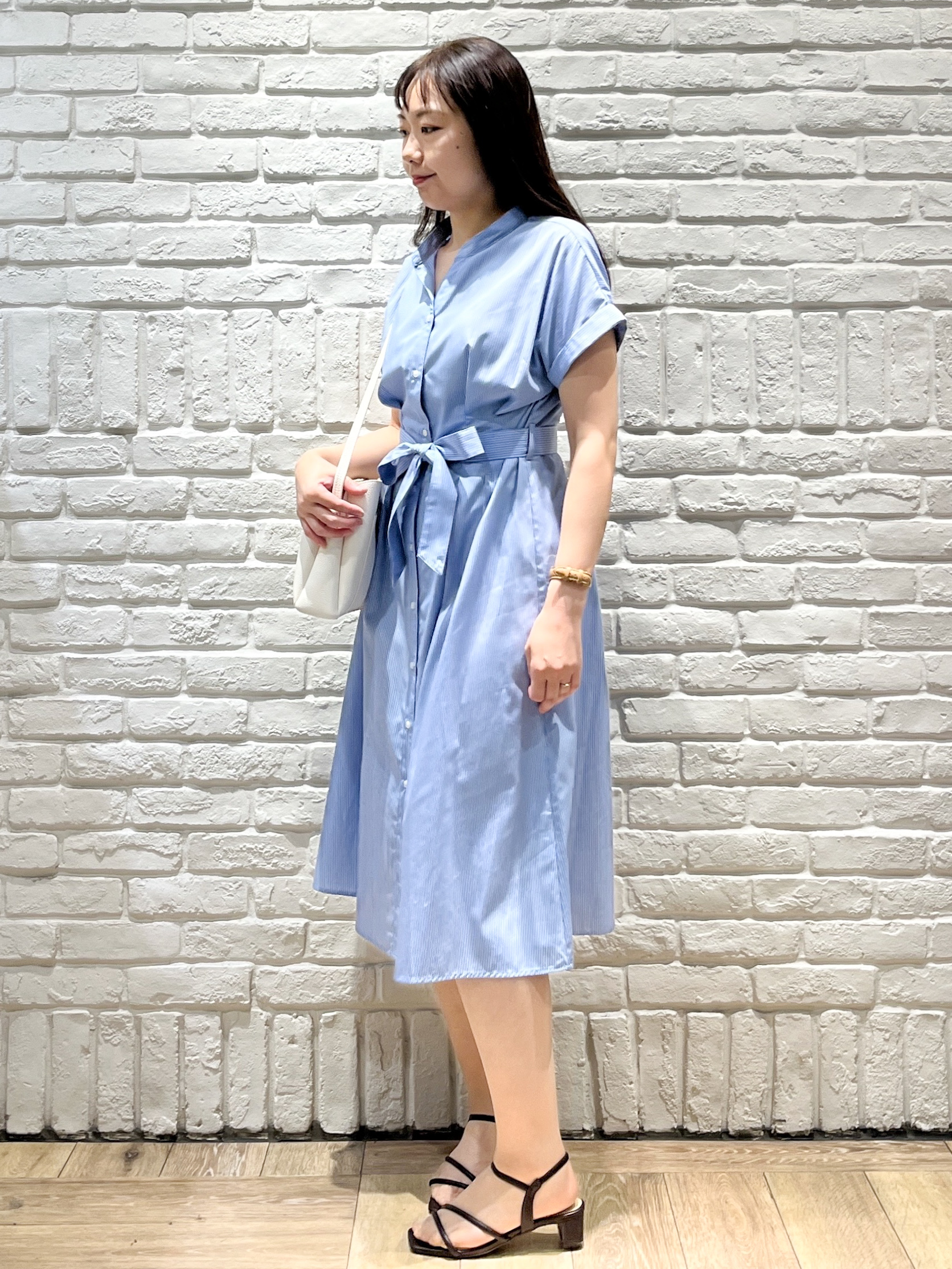 erinaさんの「index｜【接触冷感／UV】ストライプタックシャツワンピース《洗濯機OK》」を使ったコーディネート