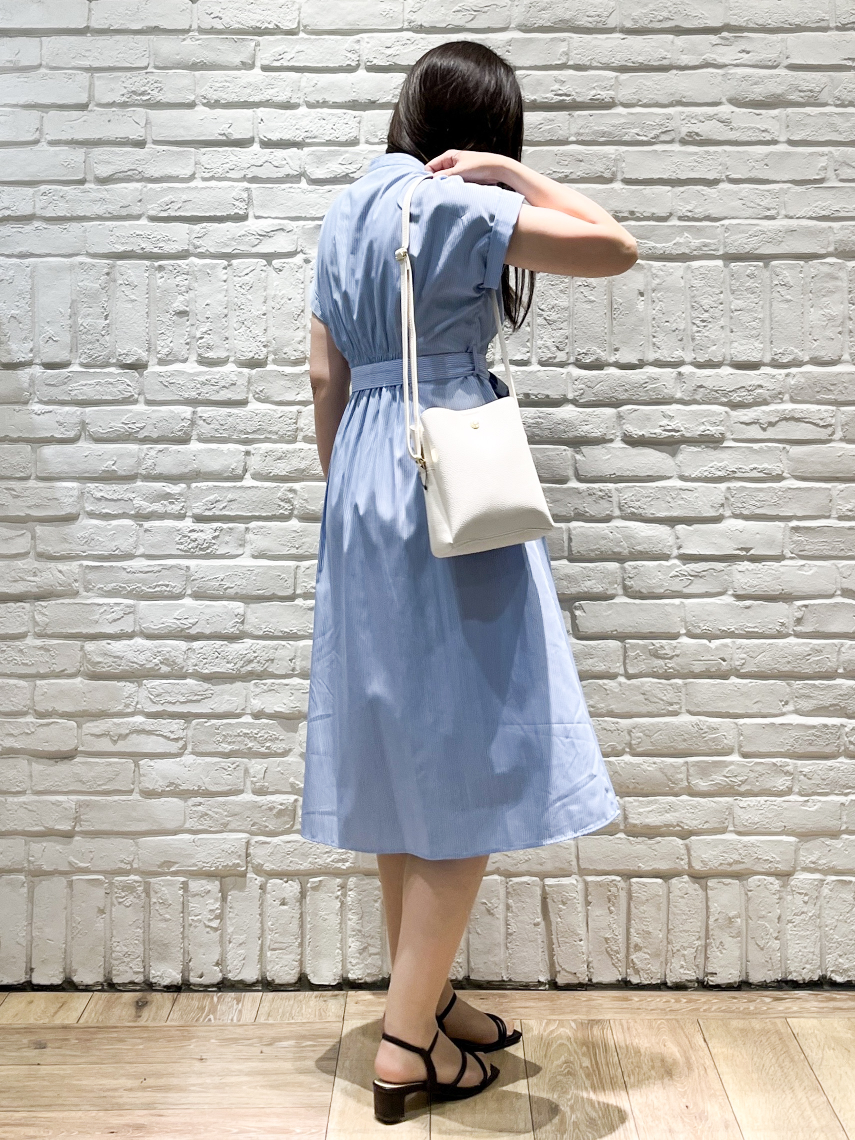 erinaさんの「index｜【接触冷感／UV】ストライプタックシャツワンピース《洗濯機OK》」を使ったコーディネート
