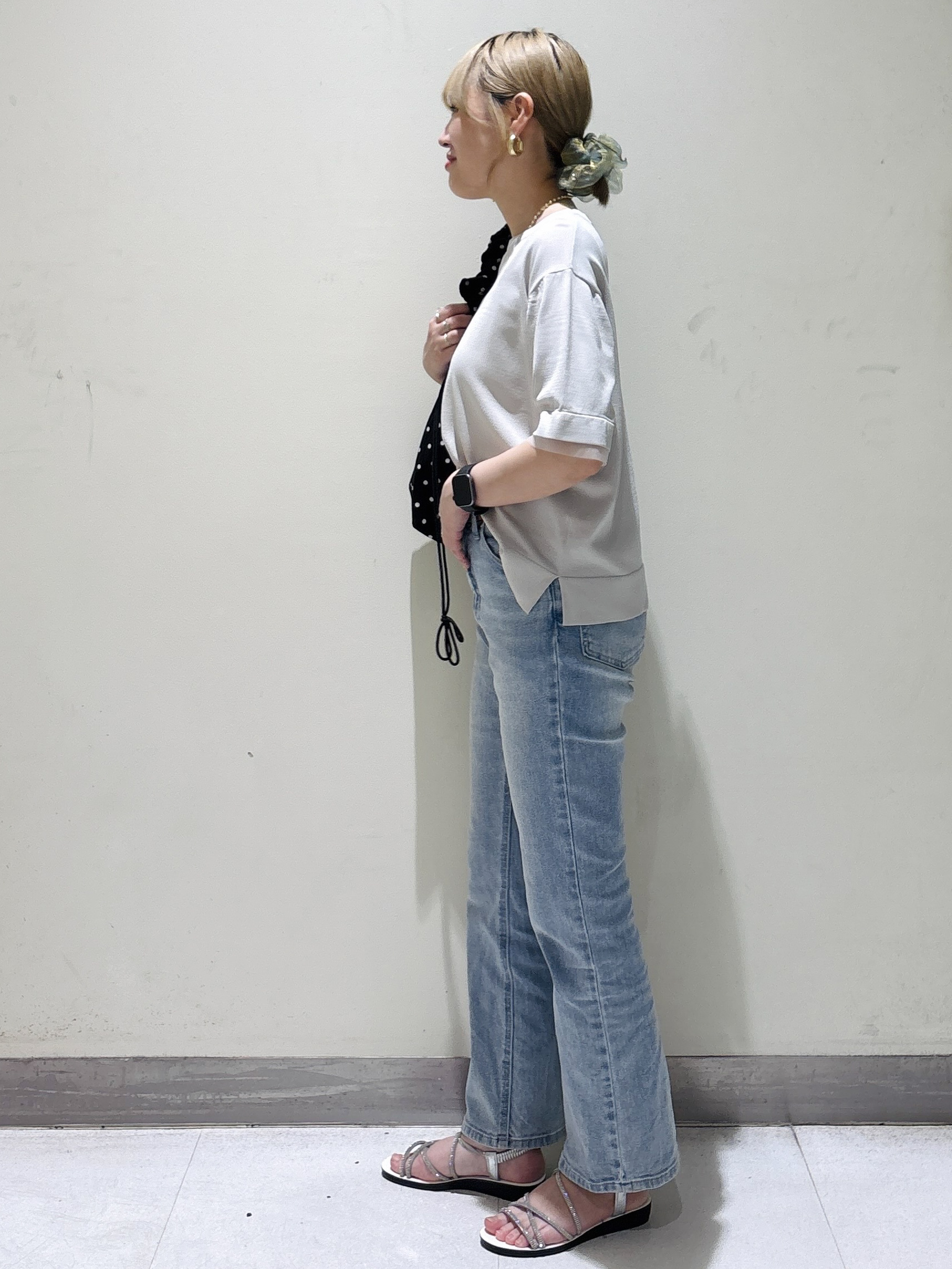 みきちぃさんの「OPAQUE.CLIP｜【UV／接触冷感／抗ピル】シアー＆レイヤード風さらりニット《洗濯機OK》」を使ったコーディネート