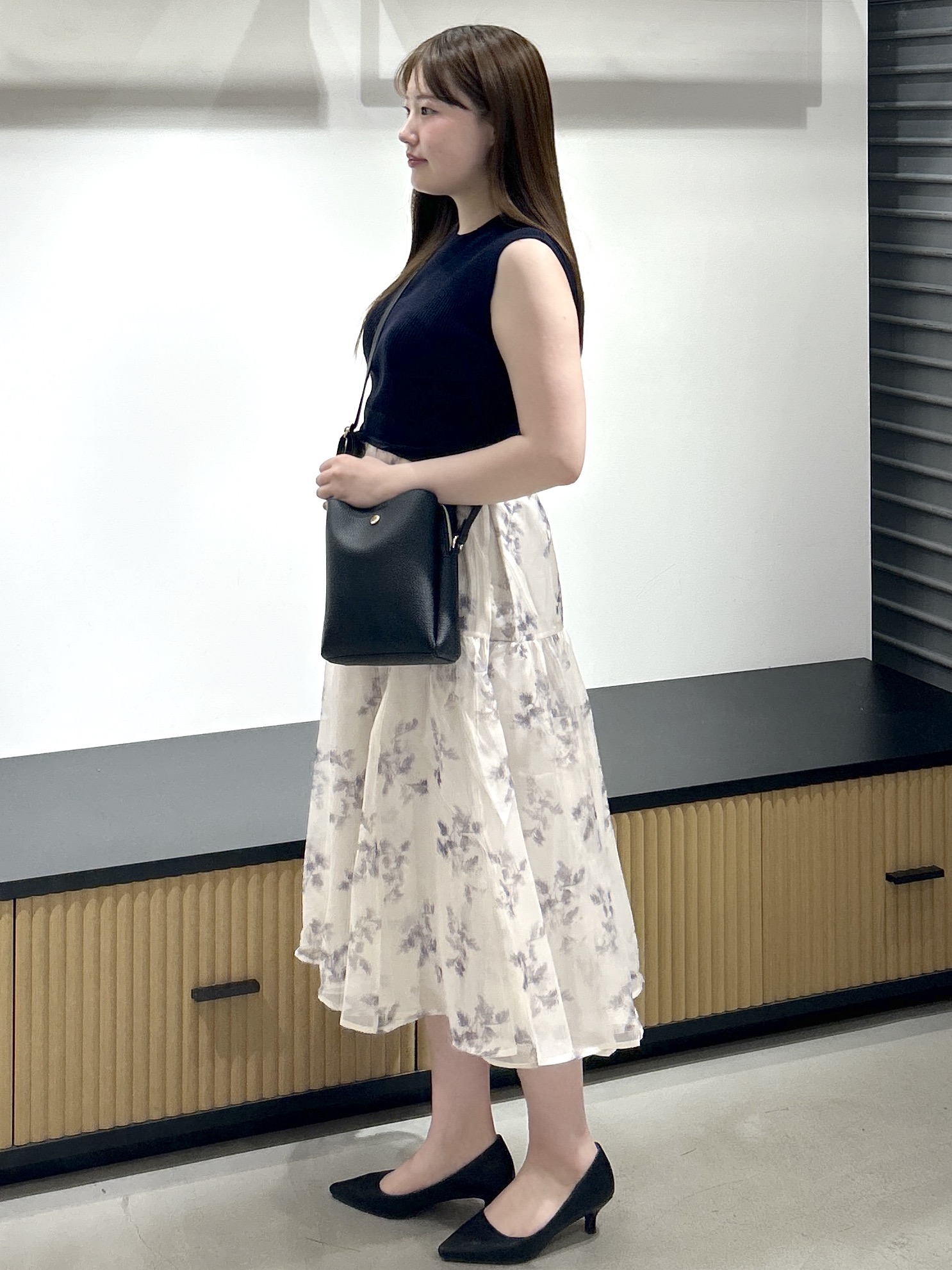 sayaさんの「OPAQUE.CLIP｜フラワーティアードドッキングワンピース【洗濯機OK】」を使ったコーディネート