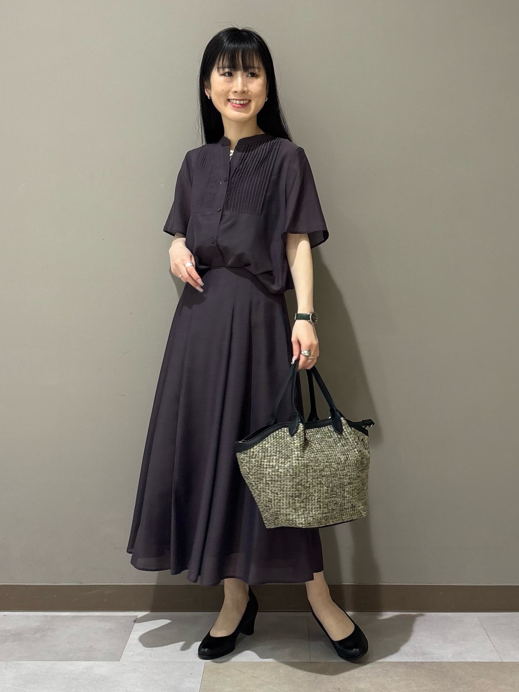 KEIKOさんの「INDIVI｜【接触冷感／2WAY】カシュクールリネンシャツ」を使ったコーディネート